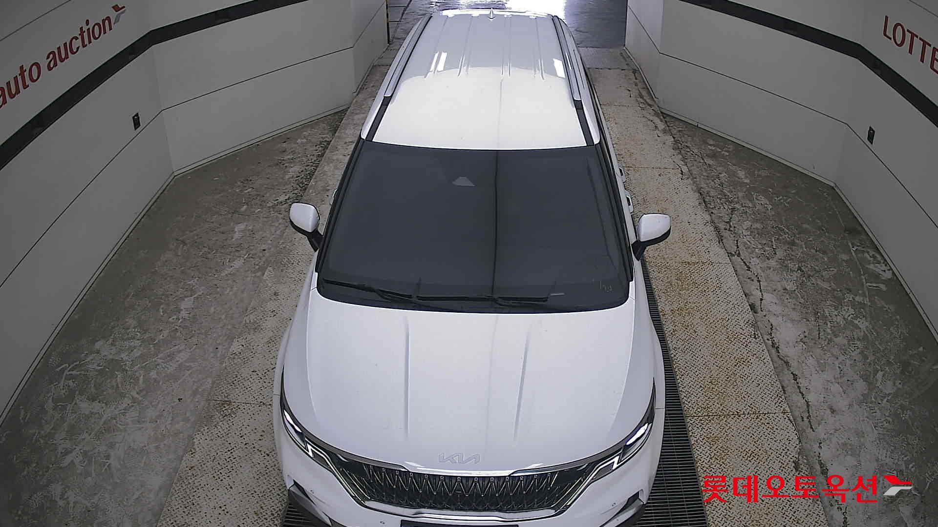 2023 - kia carnival