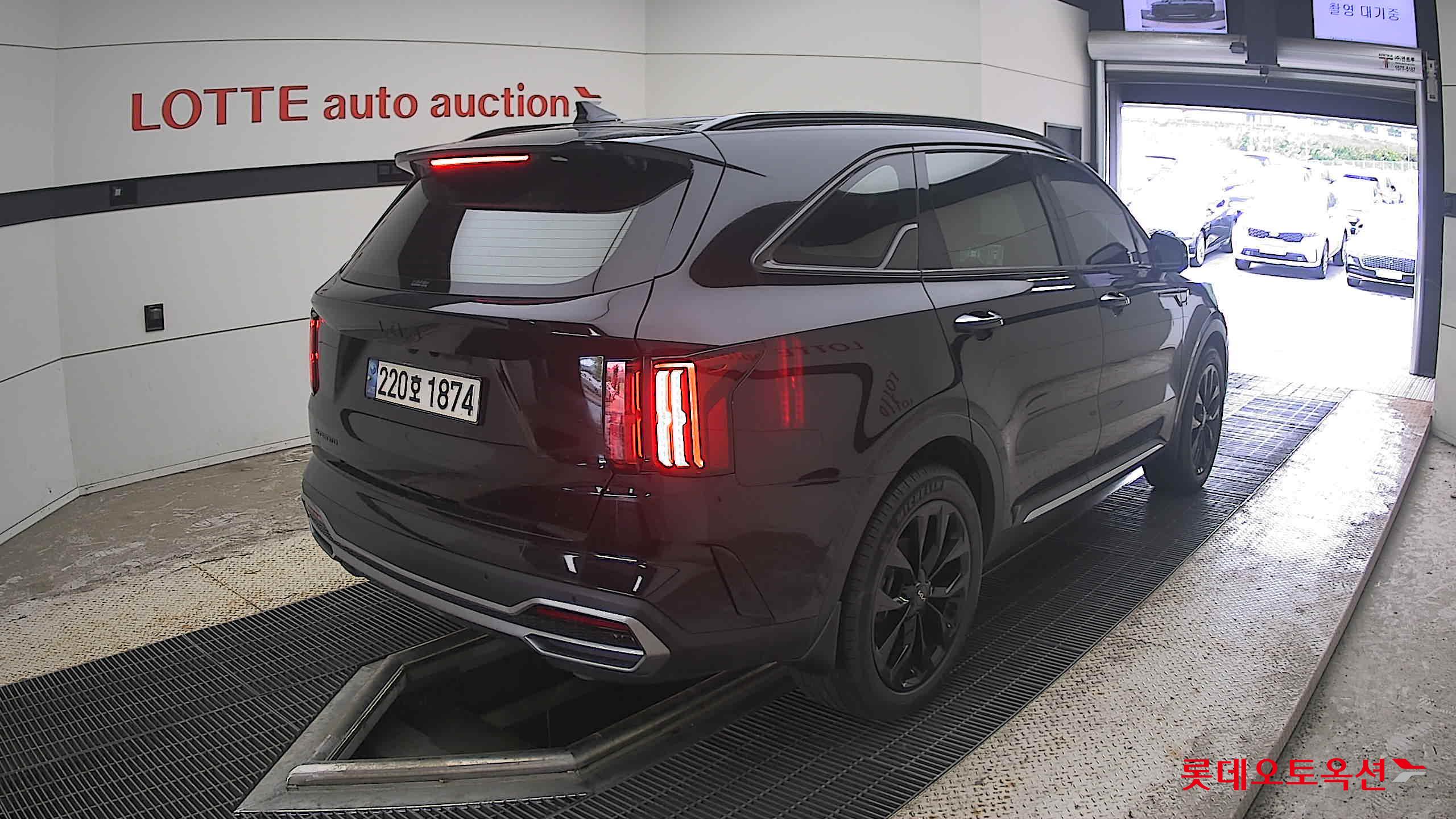 2023 - kia sorento