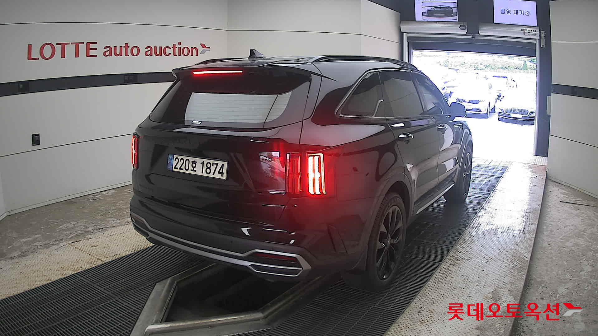 2023 - kia sorento