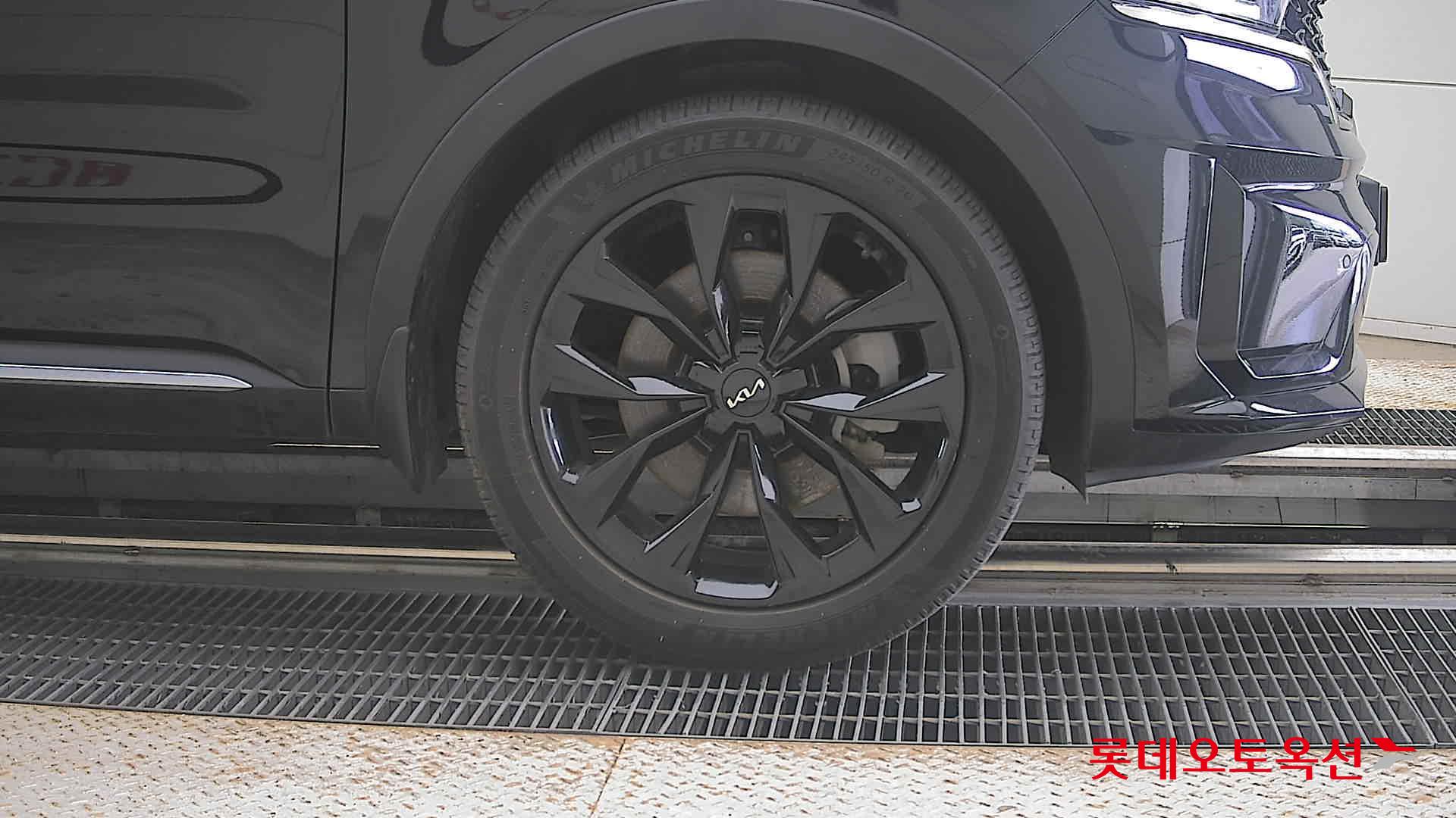 2023 - kia sorento