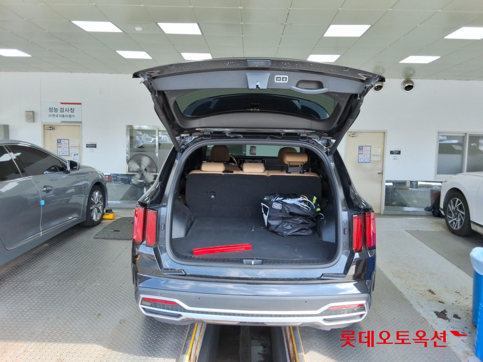 2023 - kia sorento