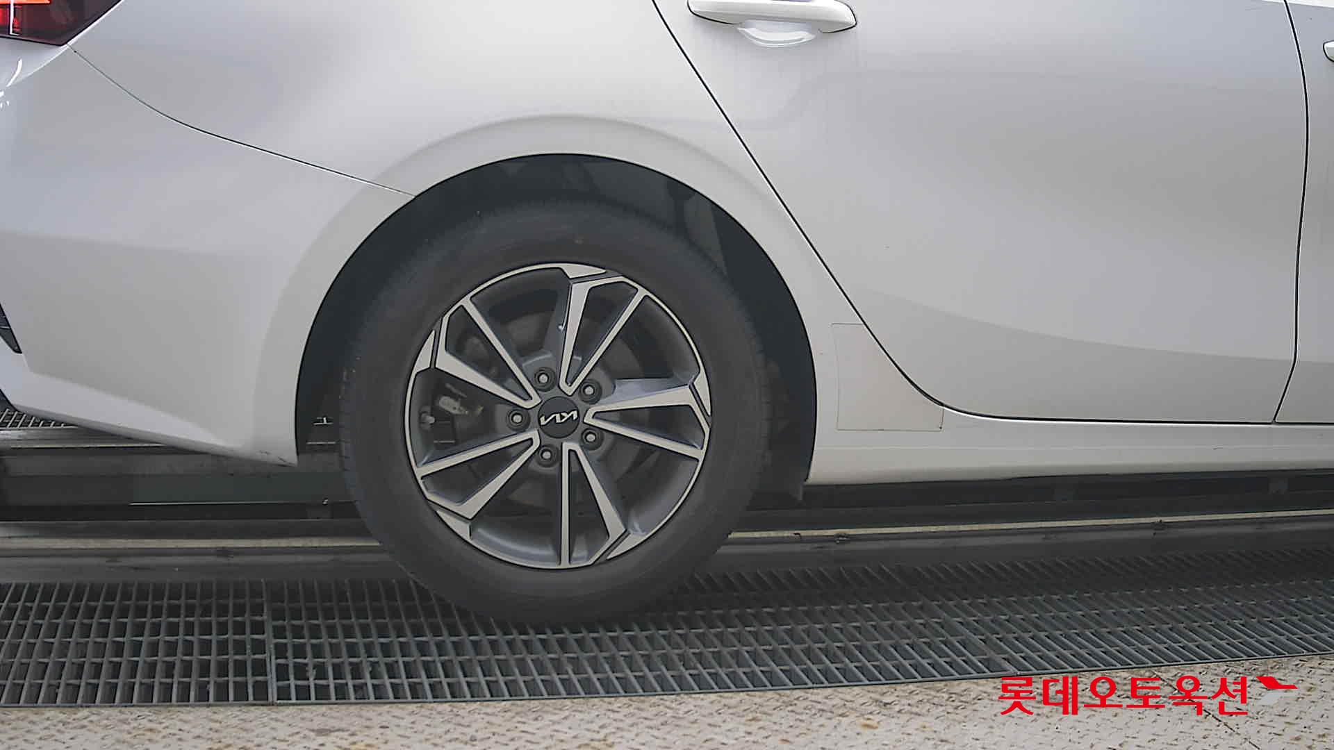 2022 - kia k3