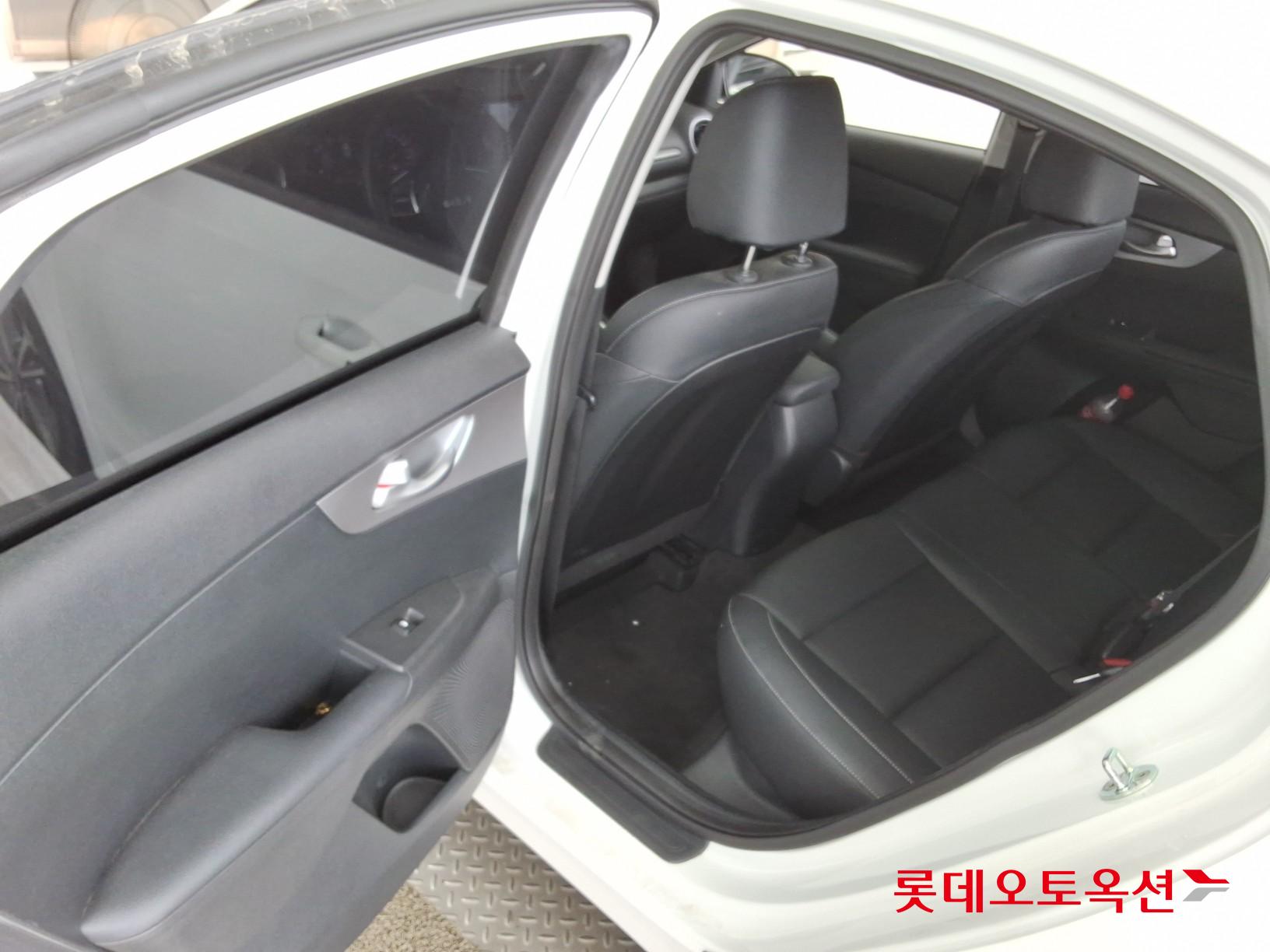2022 - kia k3