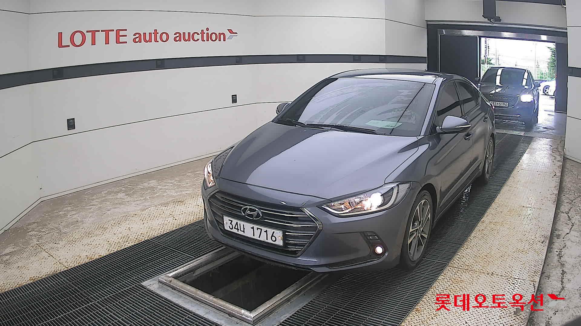 2018 - hyundai avante