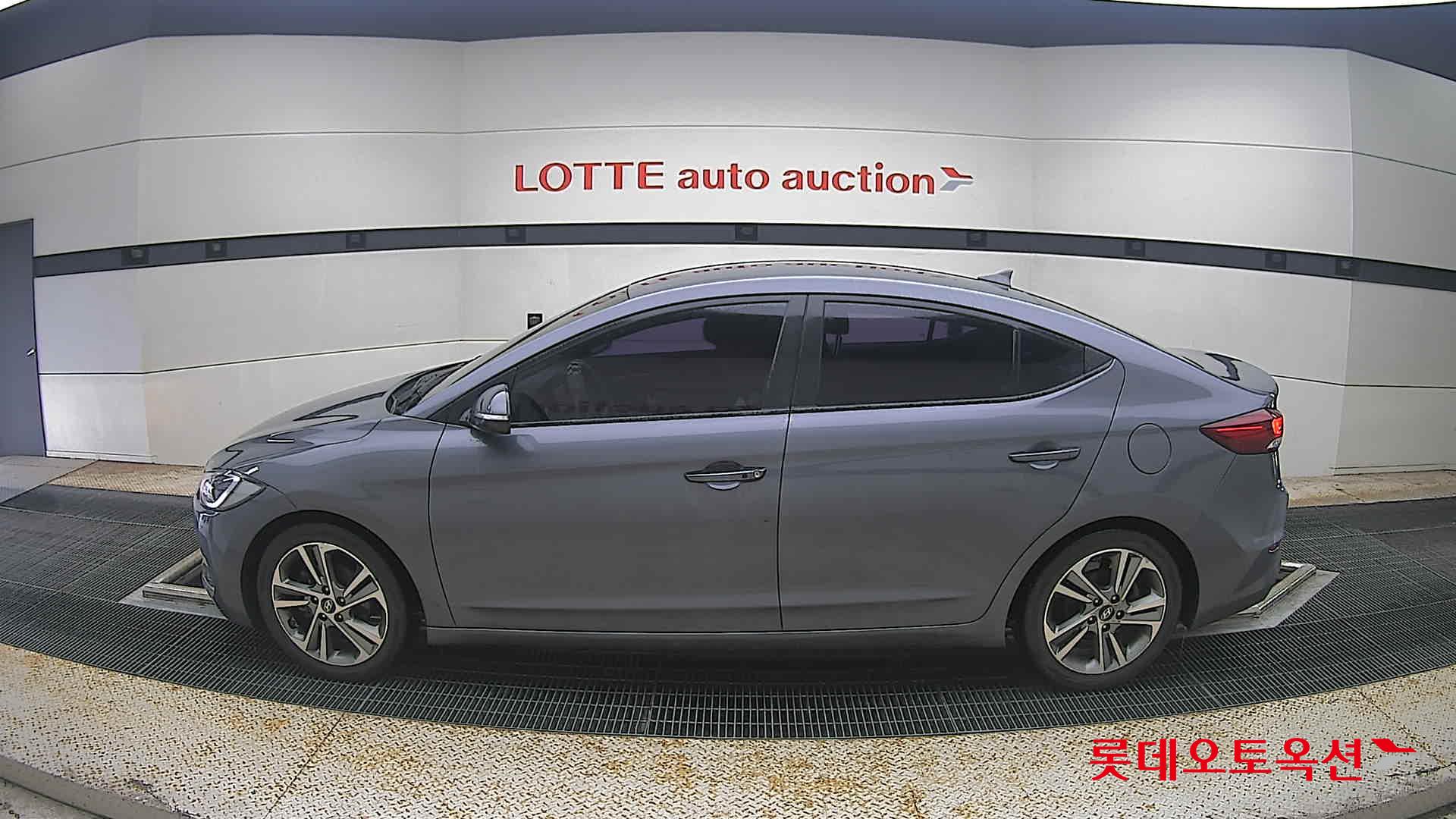 2018 - hyundai avante