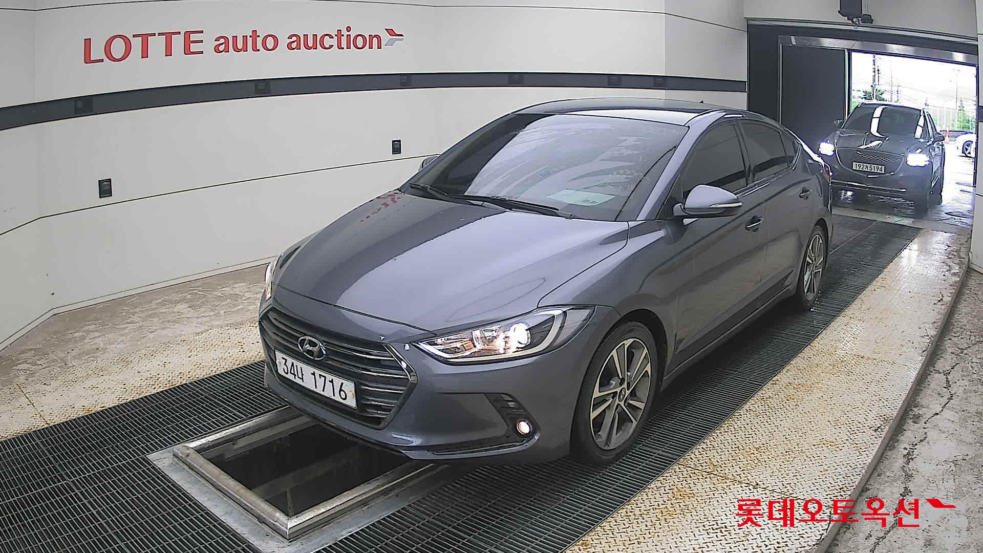 2018 - hyundai avante