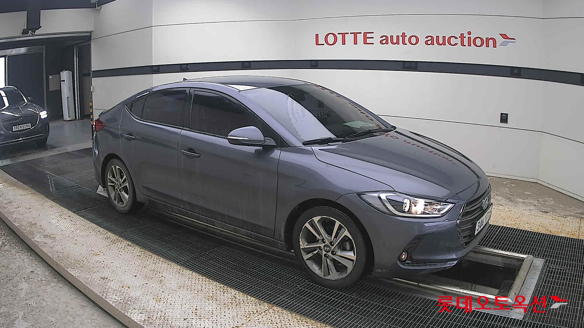 2018 - hyundai avante