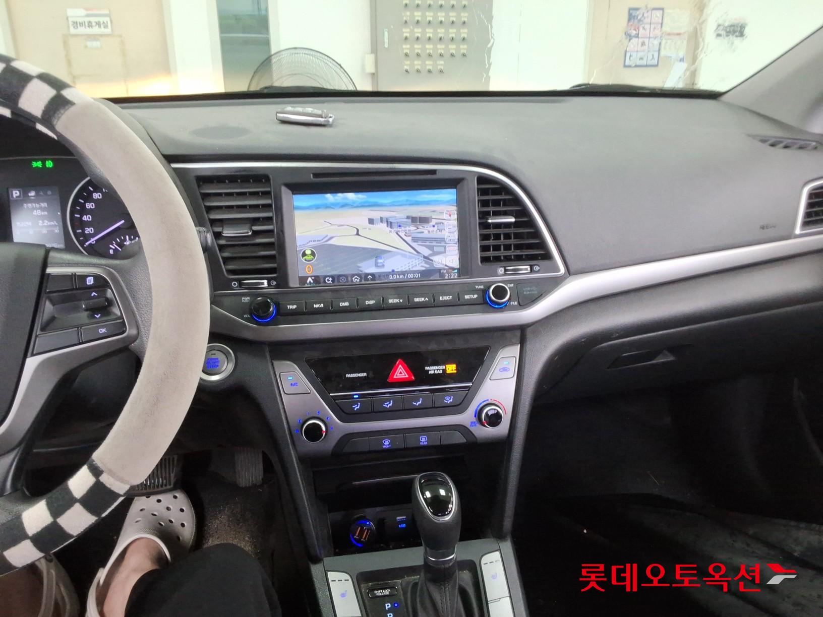 2018 - hyundai avante