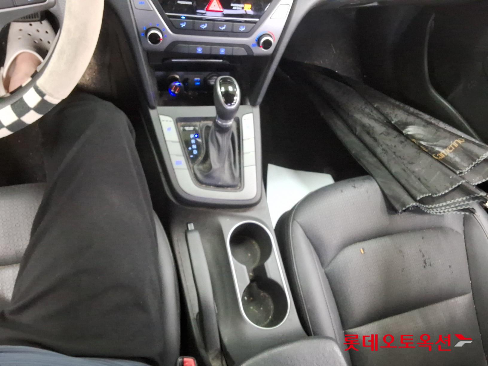 2018 - hyundai avante