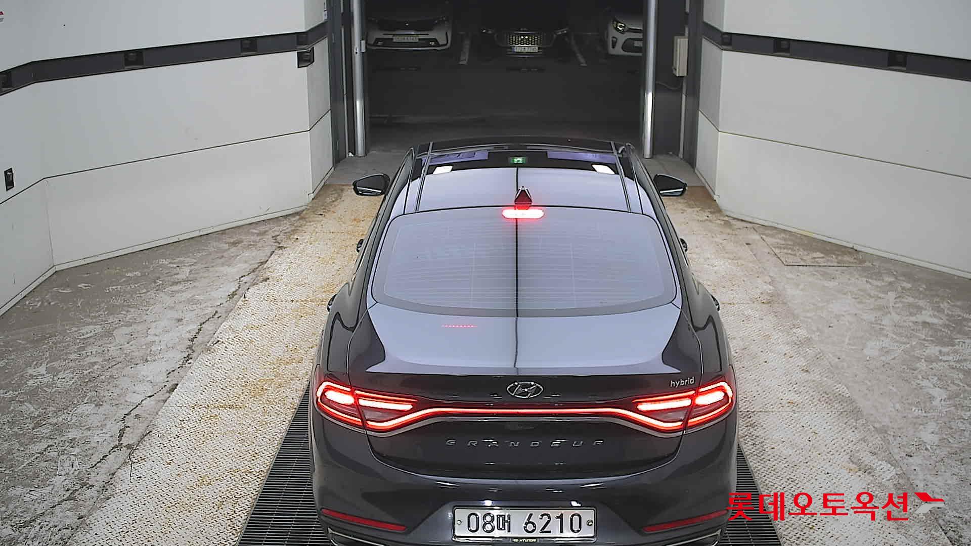 2018 - hyundai grandeur