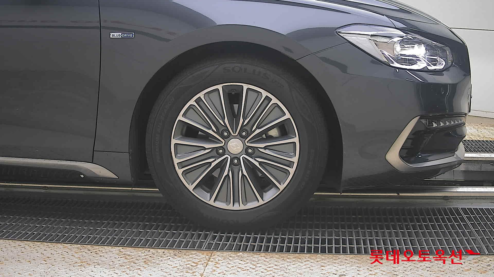 2018 - hyundai grandeur