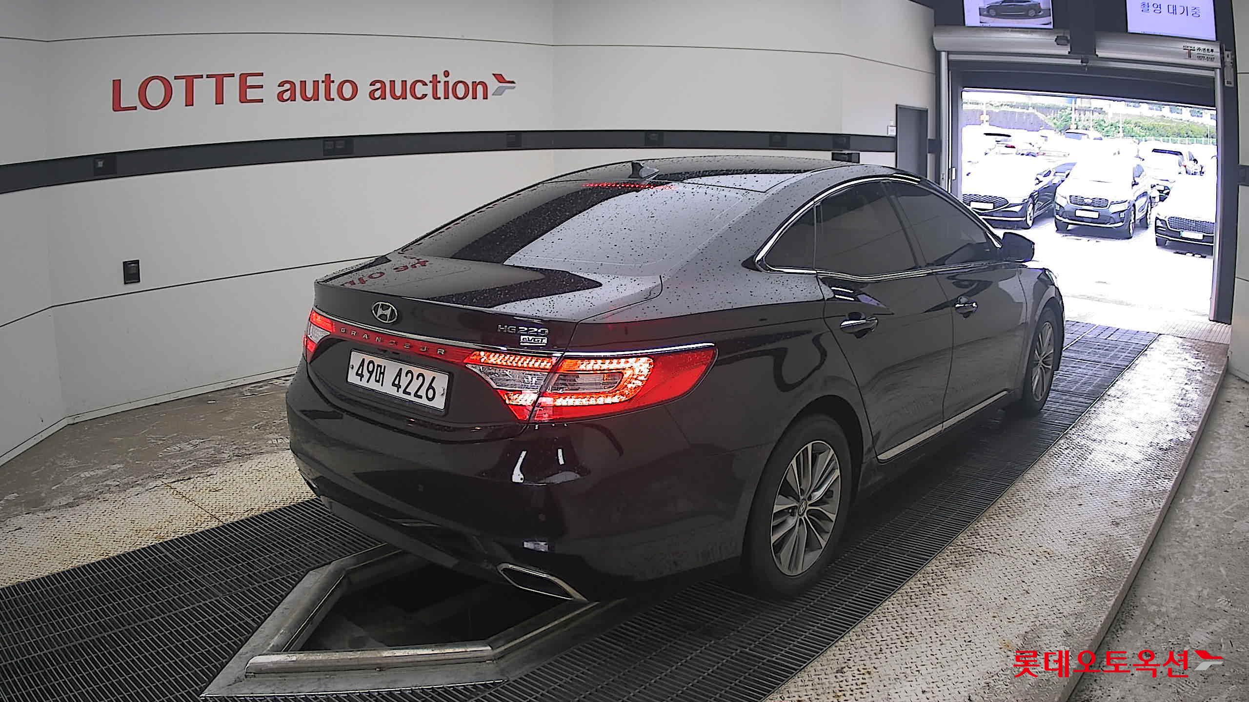 2015 - hyundai grandeur