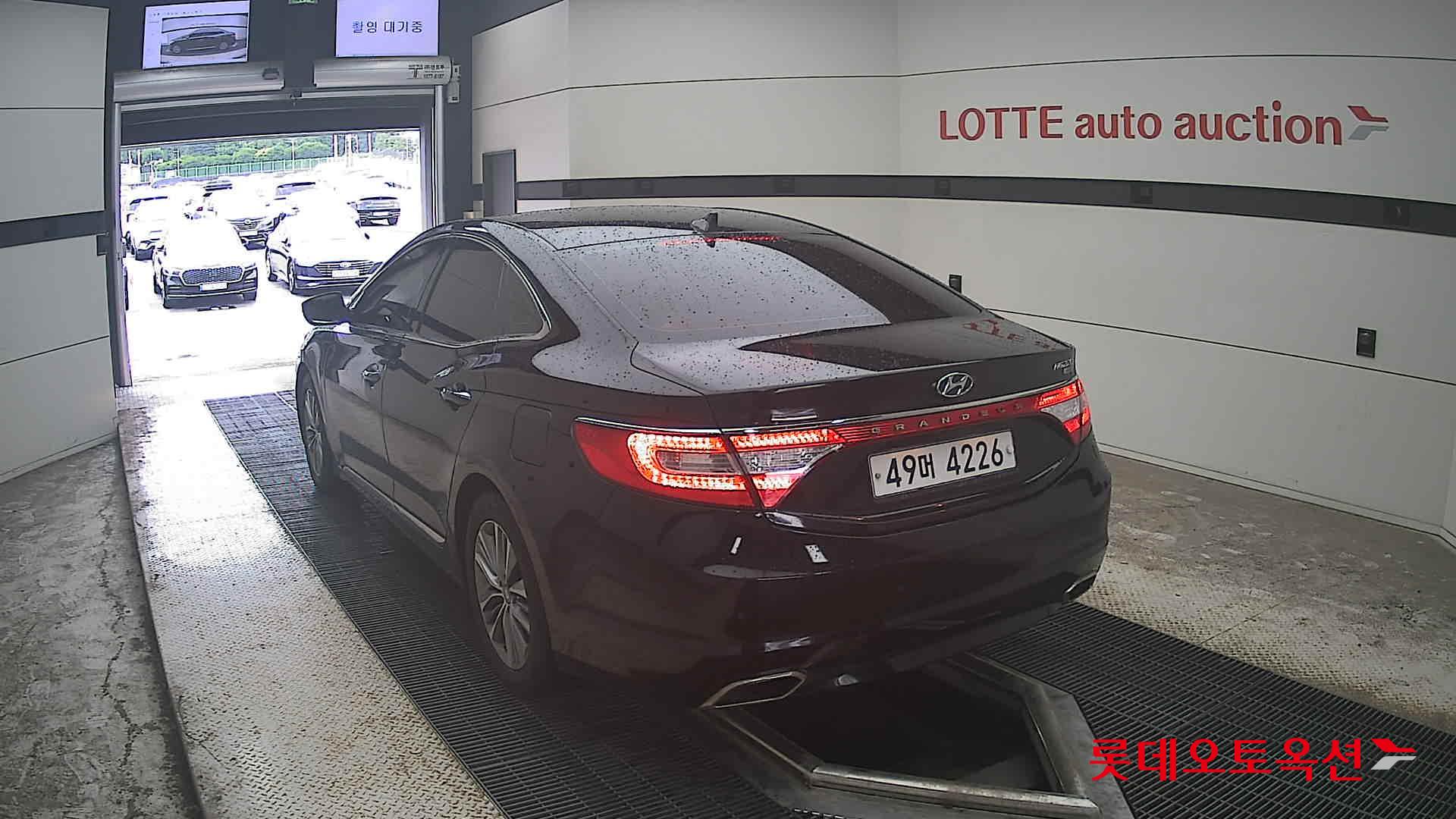 2015 - hyundai grandeur