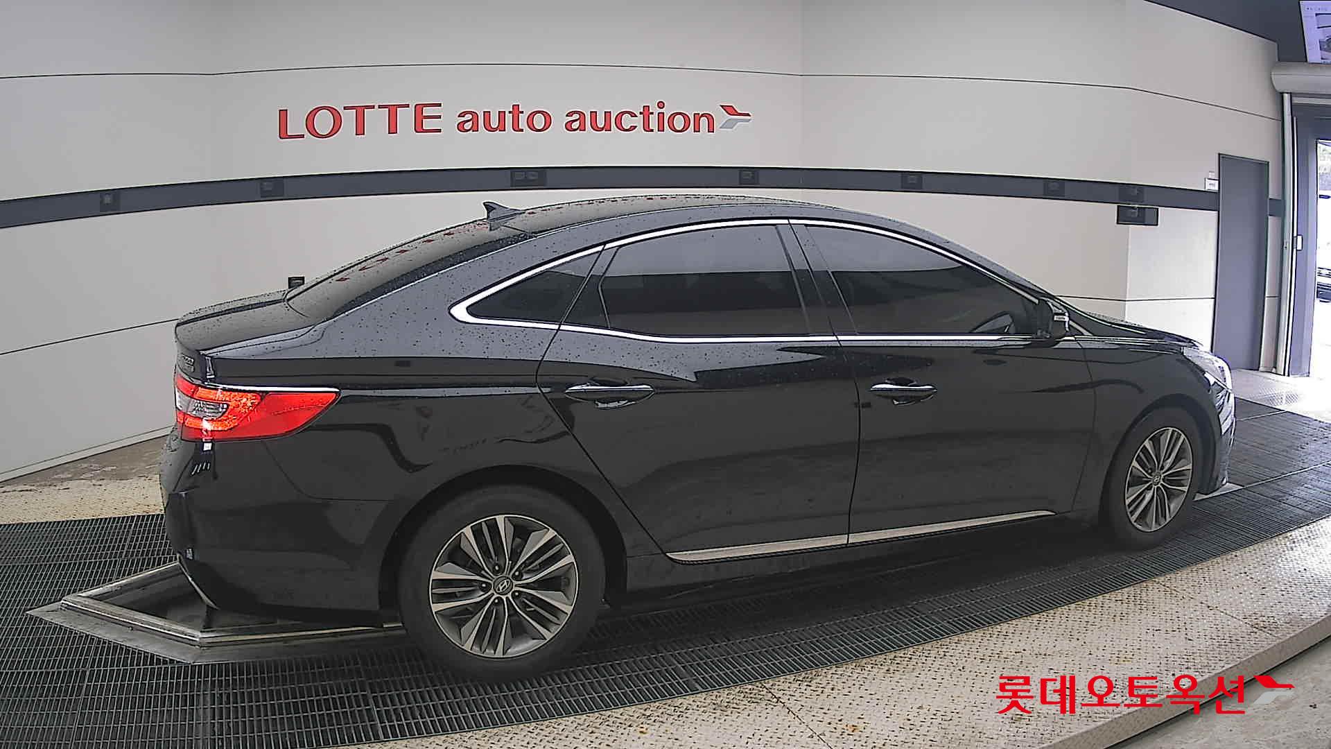 2015 - hyundai grandeur