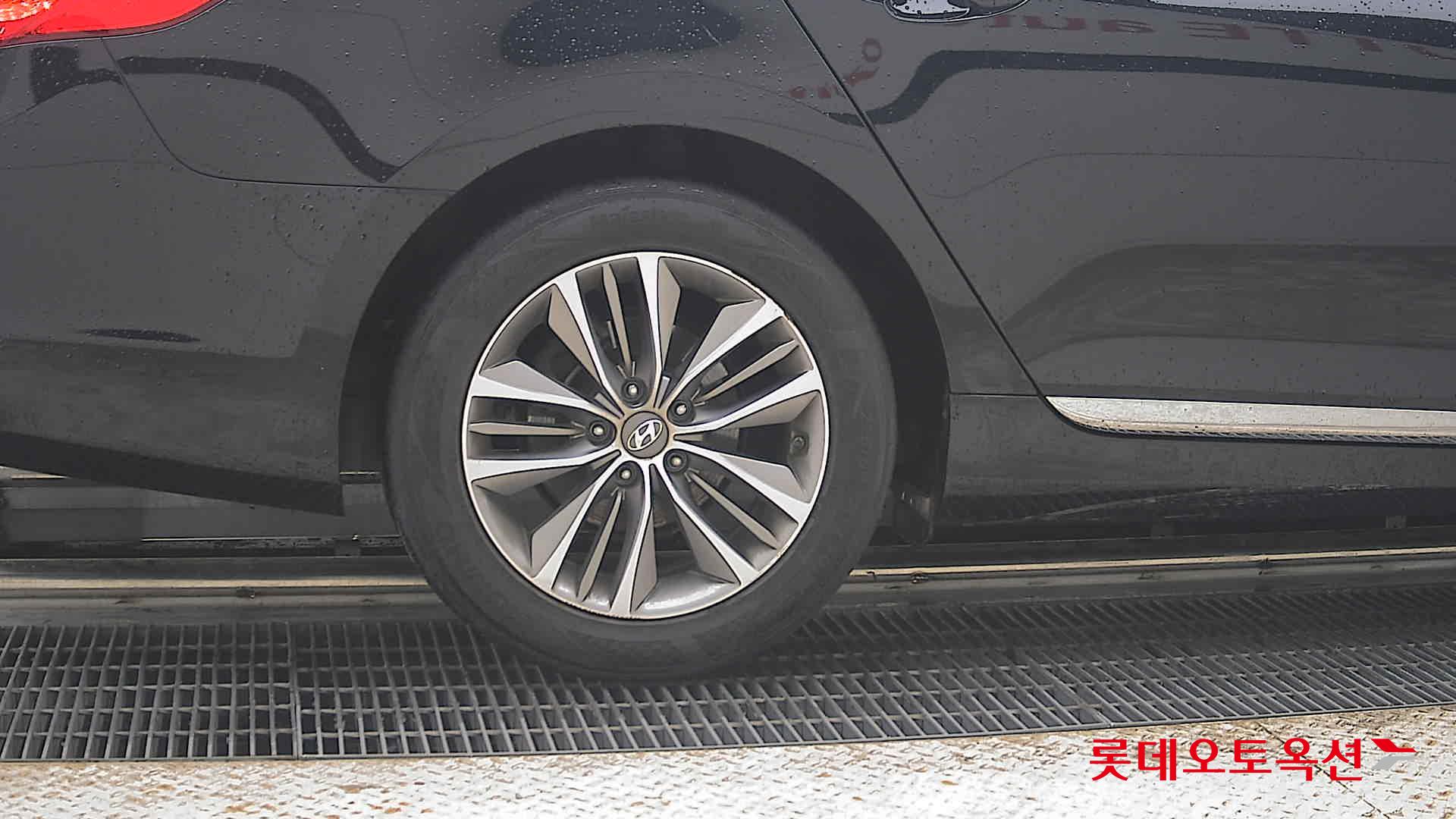 2015 - hyundai grandeur