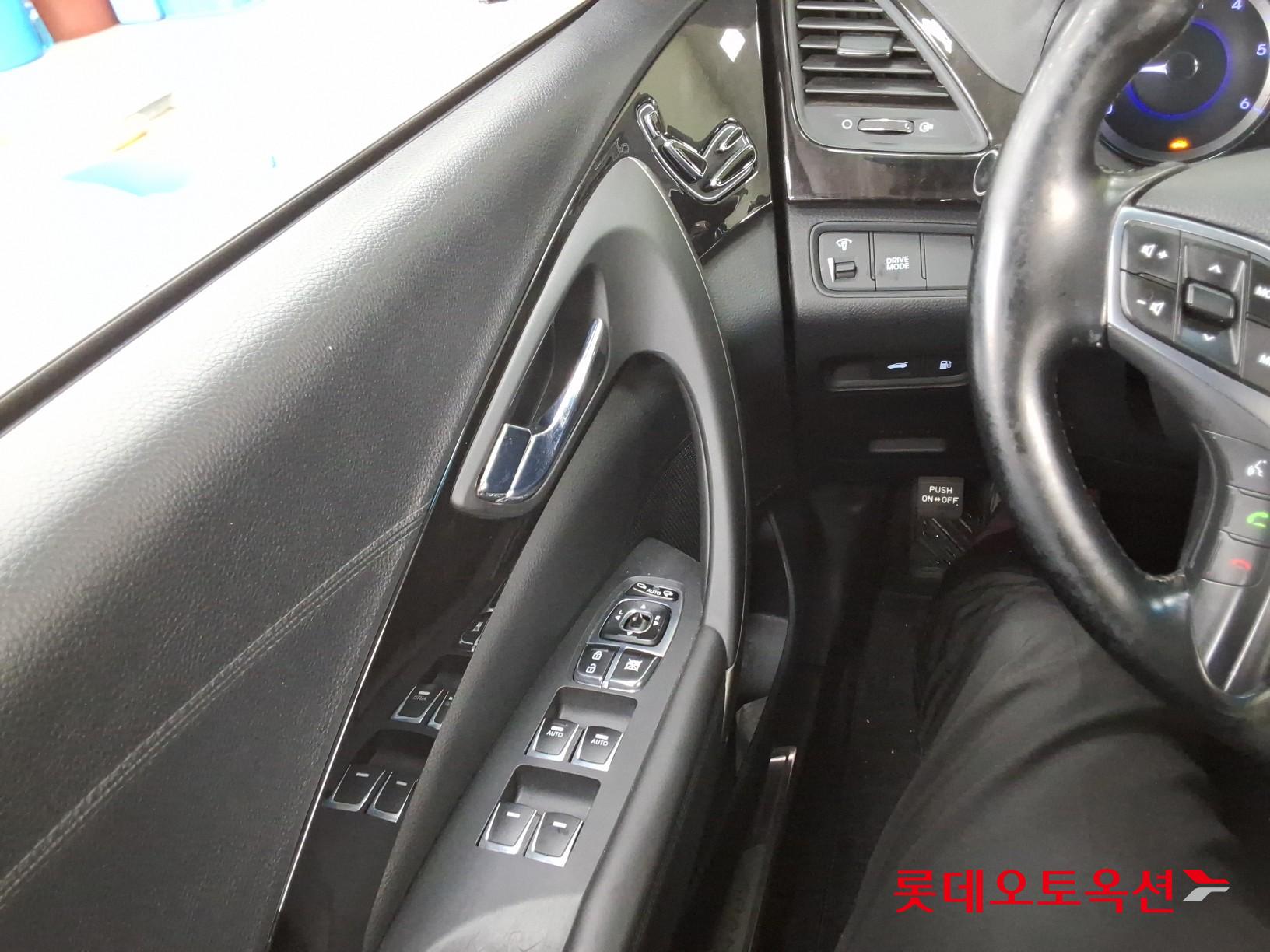 2015 - hyundai grandeur