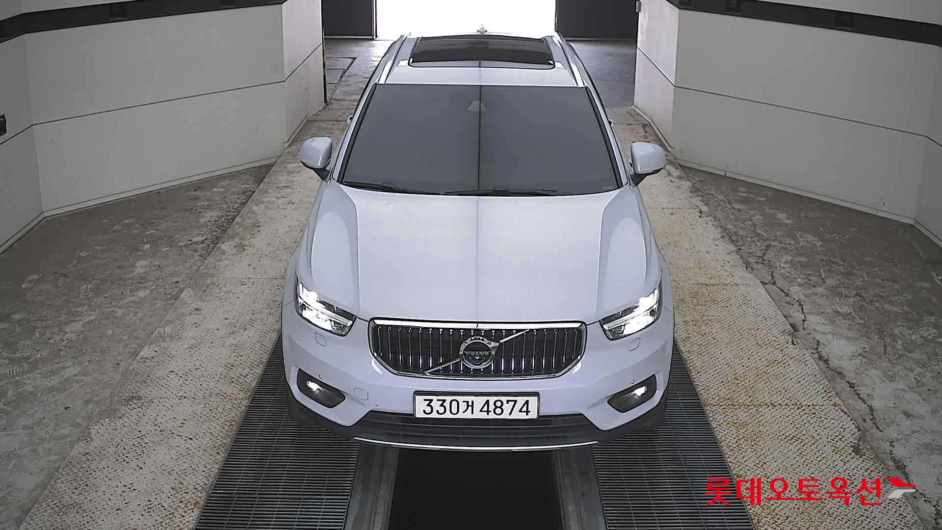 VOLVO XC40 B4 INSCRIPTION (G)