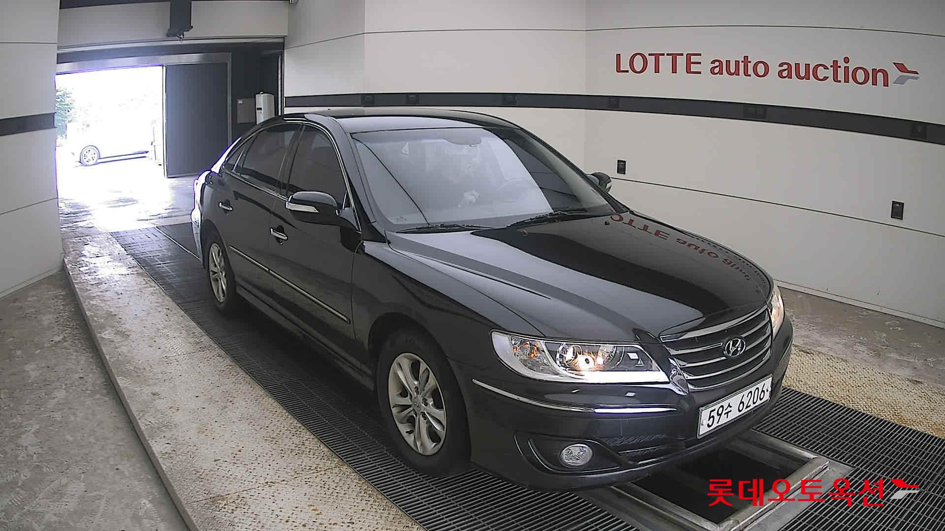 2010 - hyundai grandeur