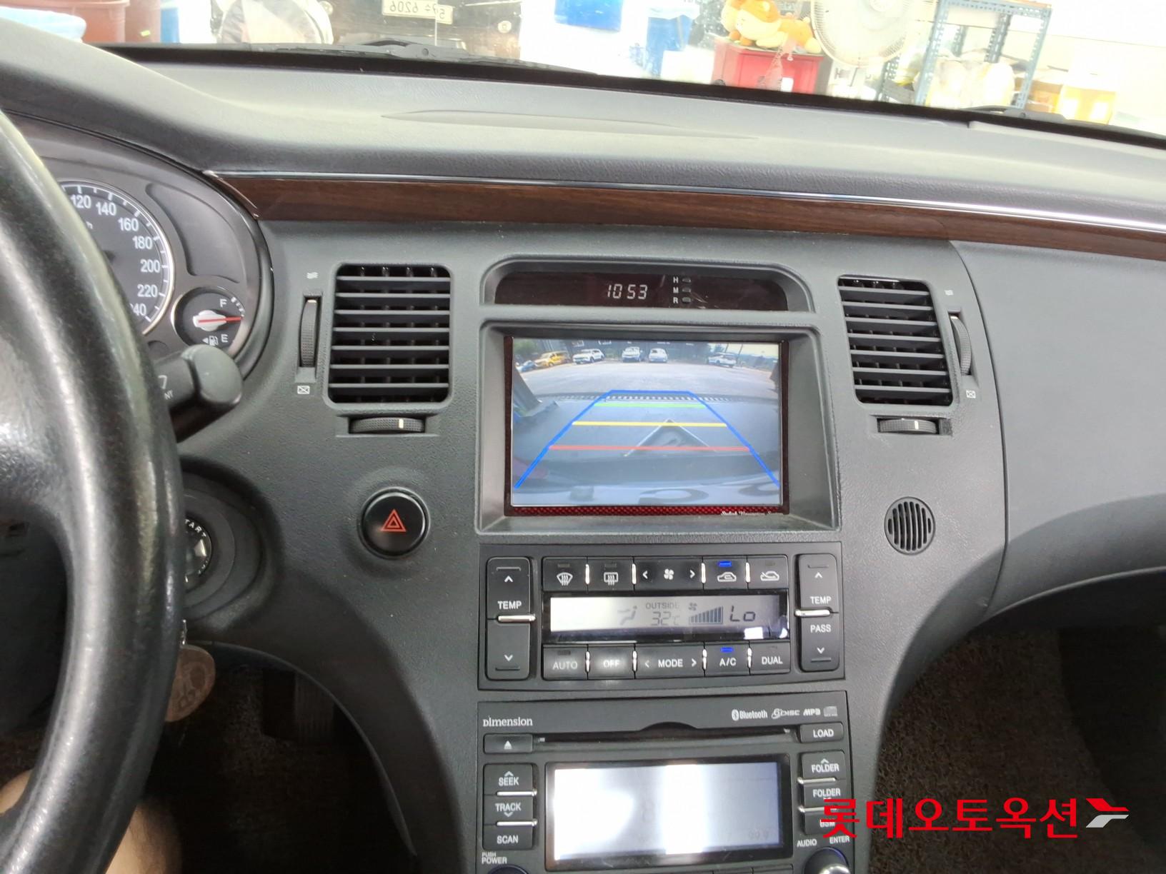 2010 - hyundai grandeur