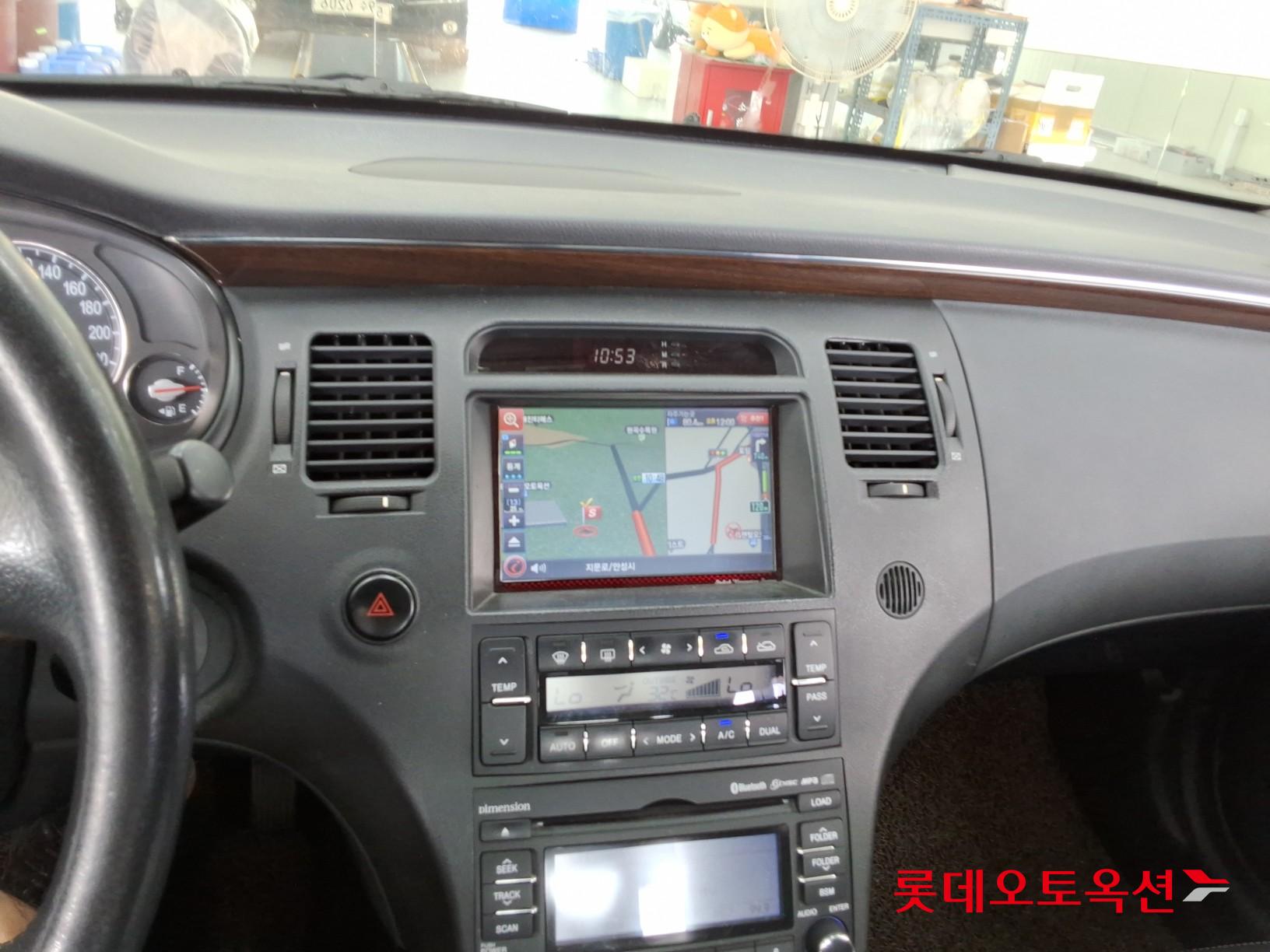 2010 - hyundai grandeur