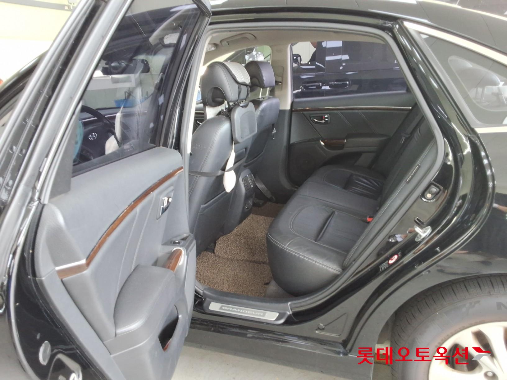 2010 - hyundai grandeur