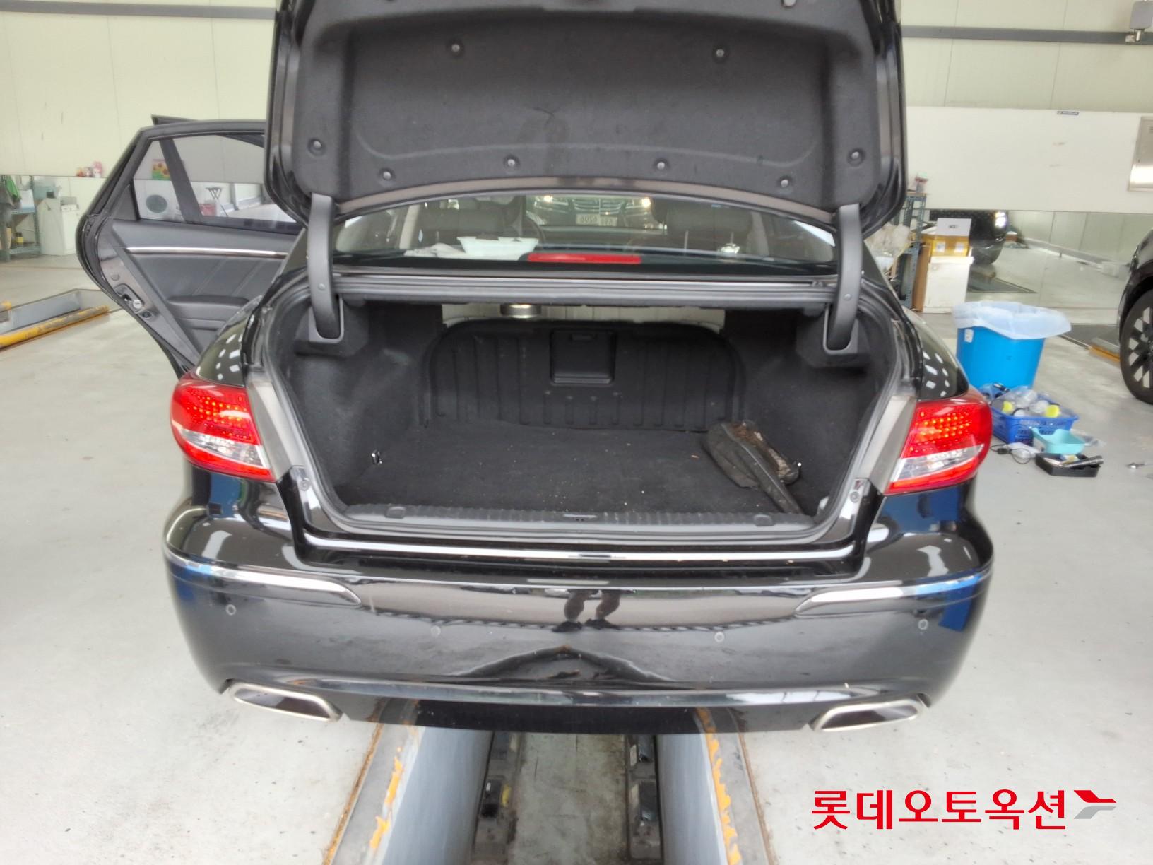 2010 - hyundai grandeur