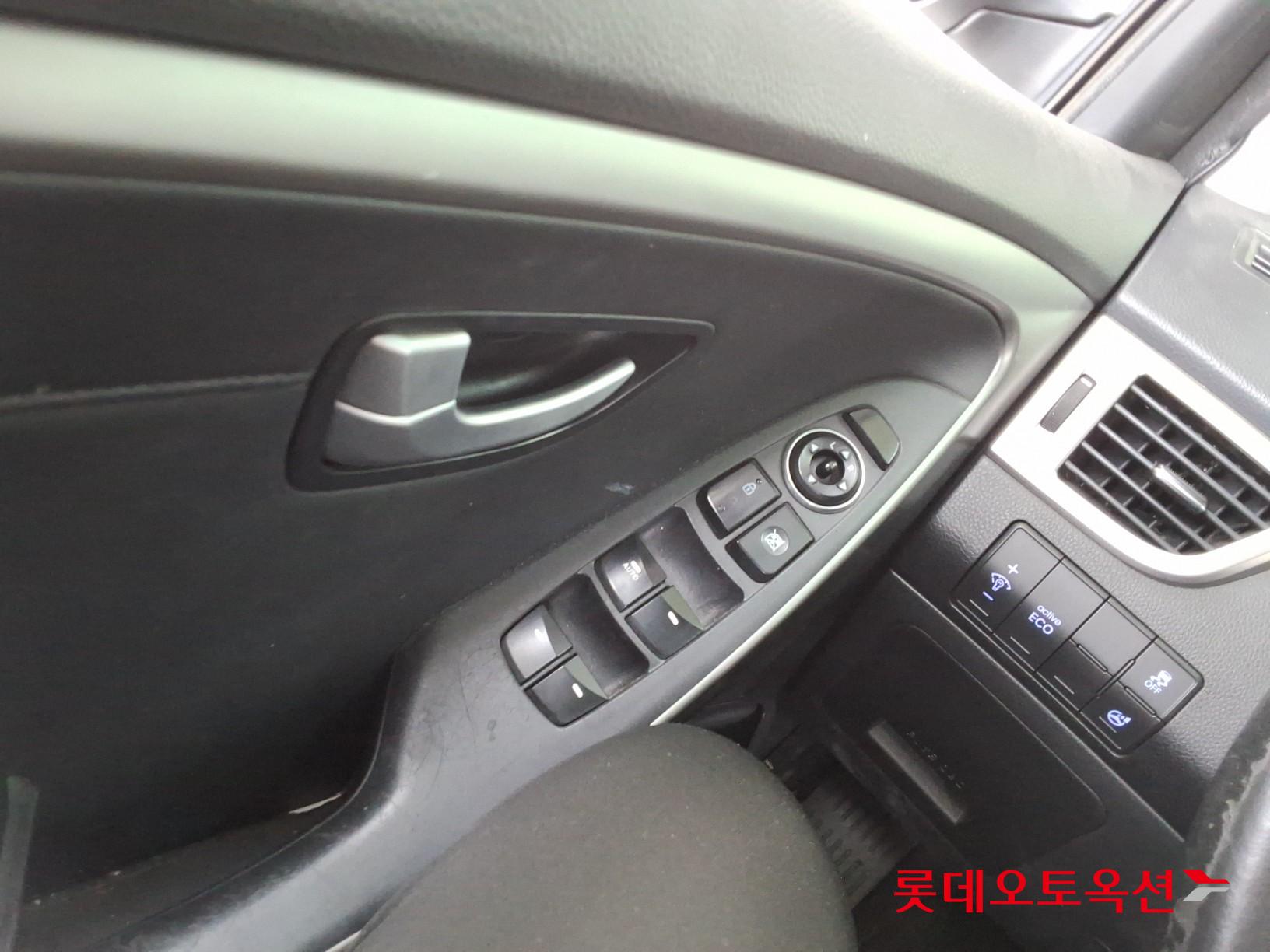 2012 - hyundai i30