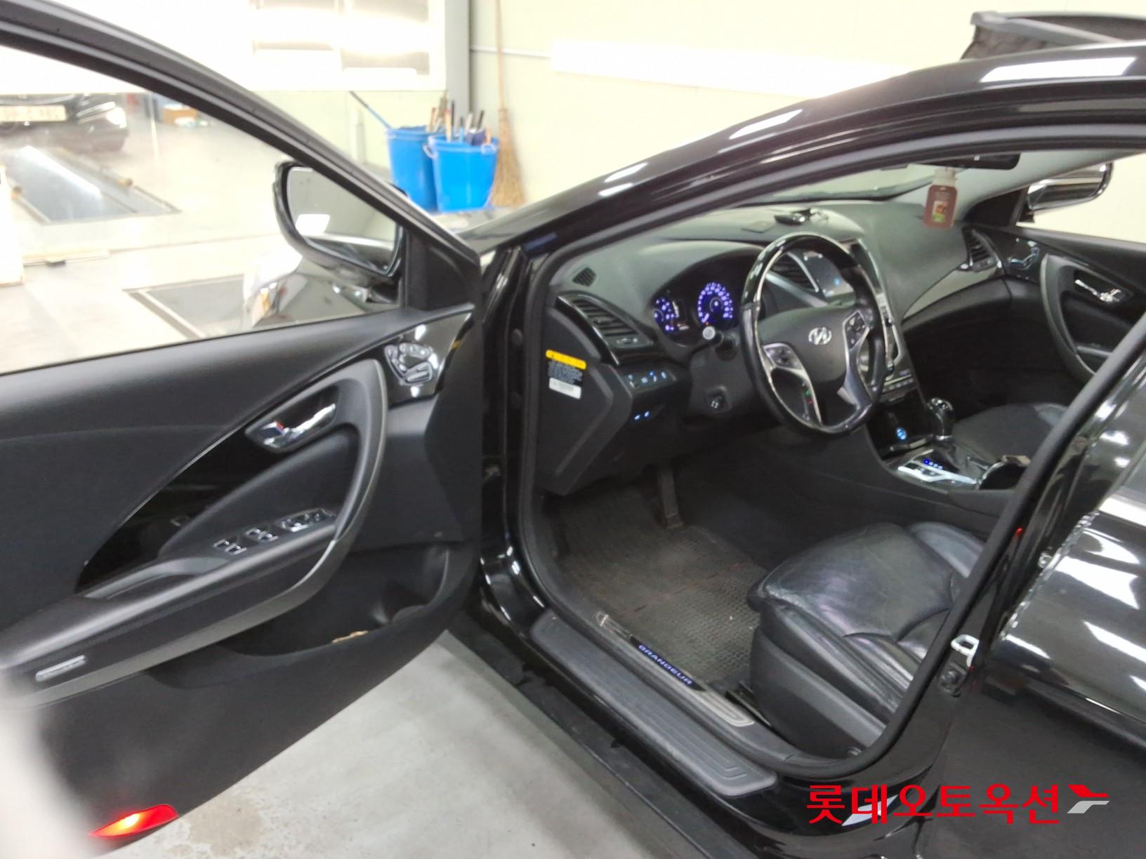 2015 - hyundai grandeur