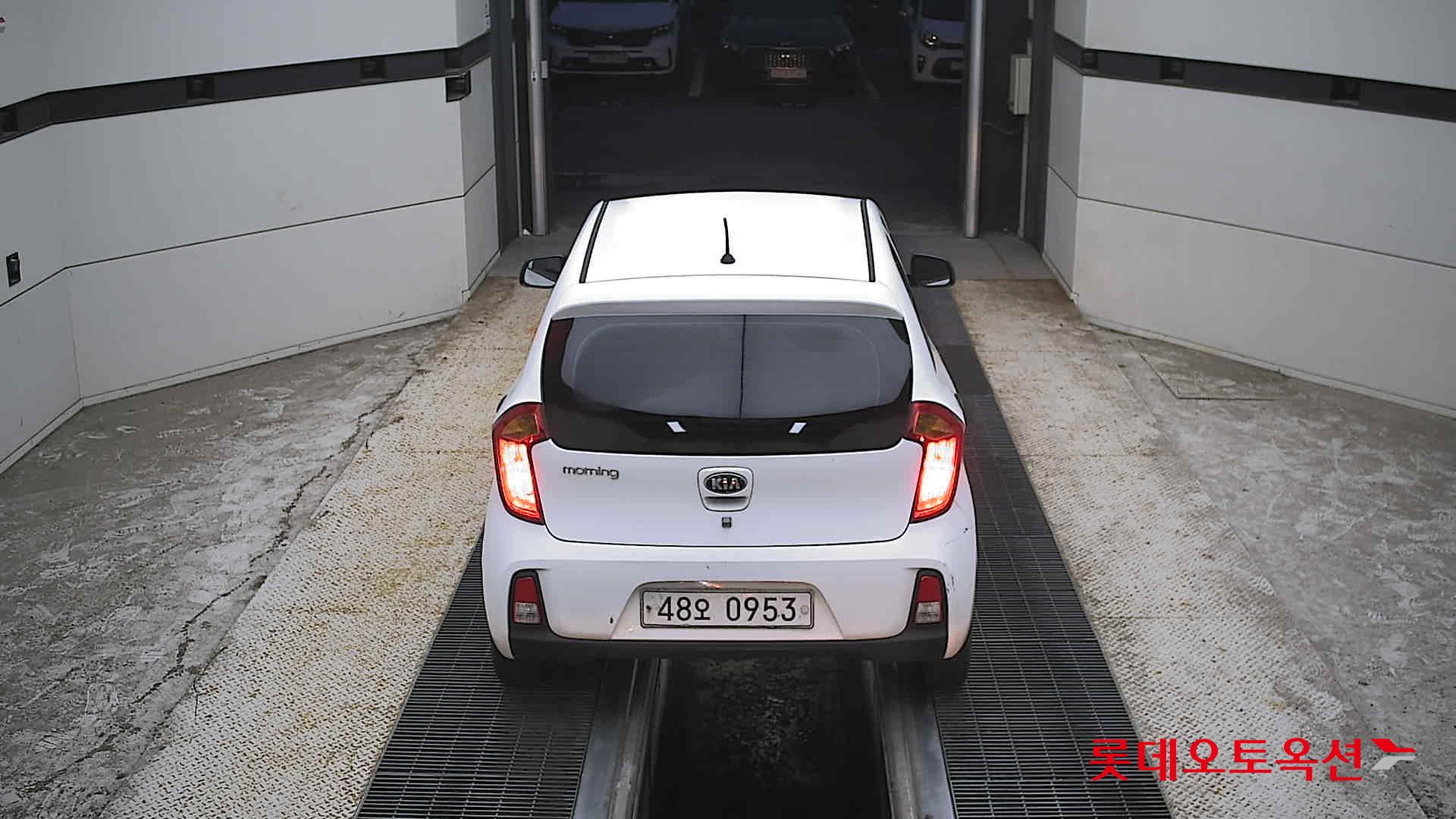 2016 - kia morning