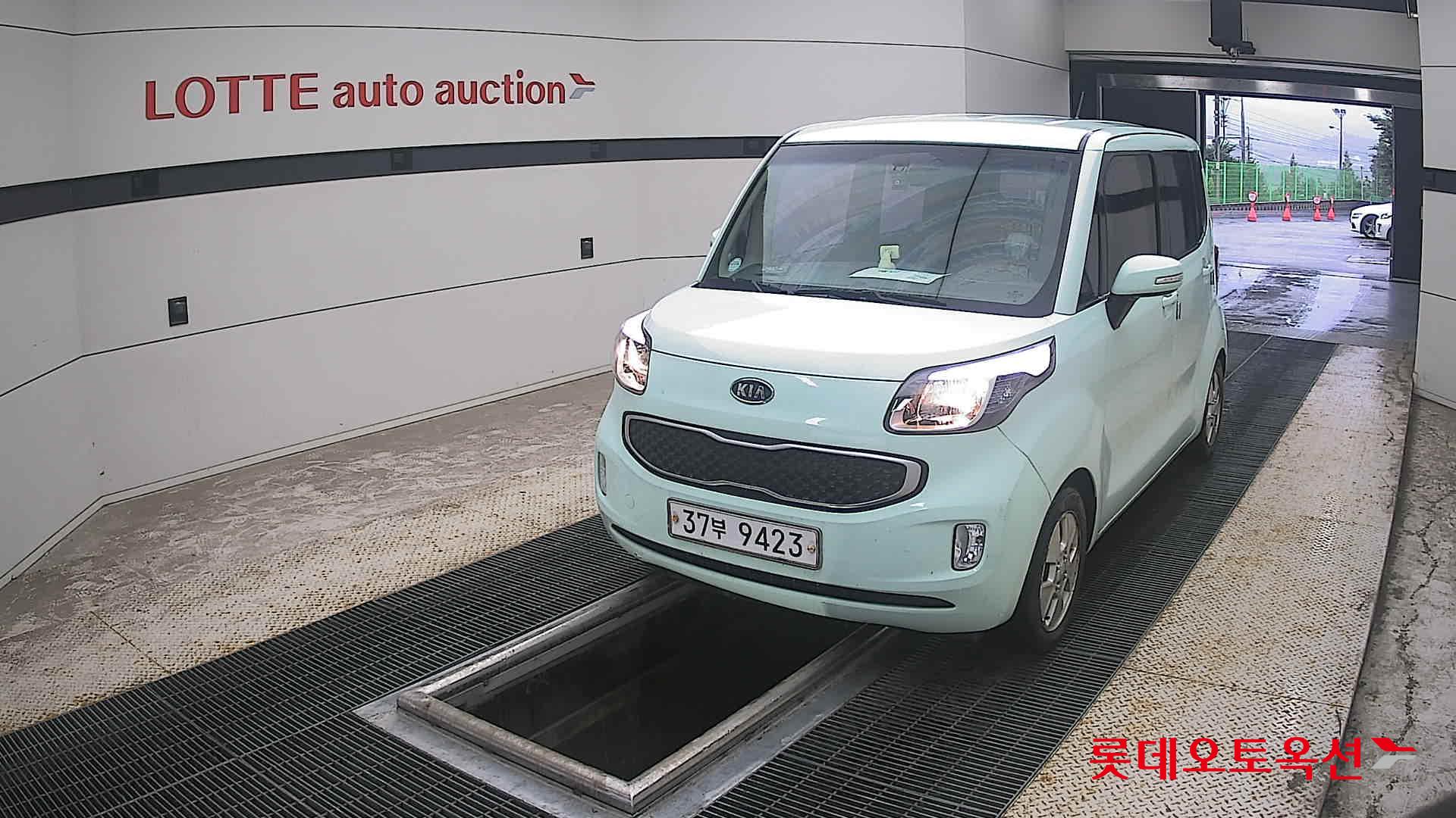 2012 - kia ray