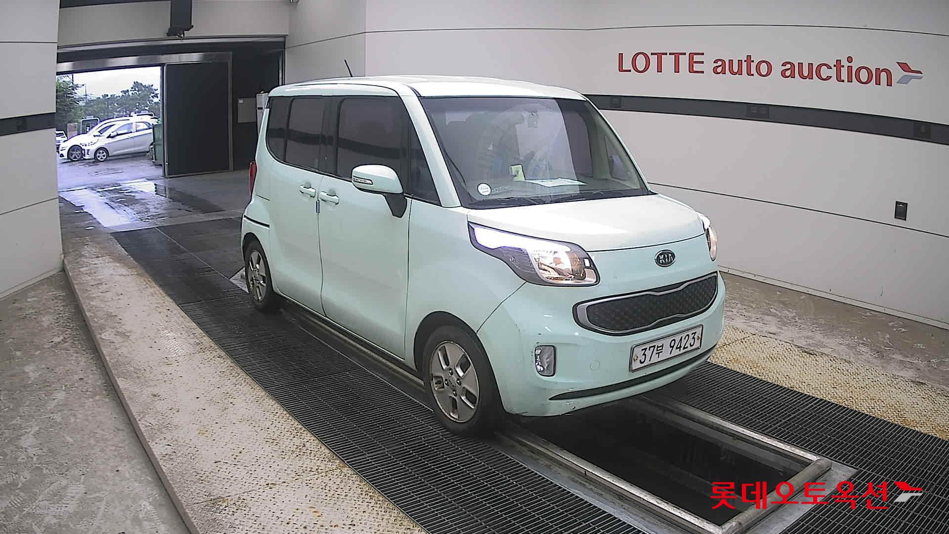 2012 - kia ray