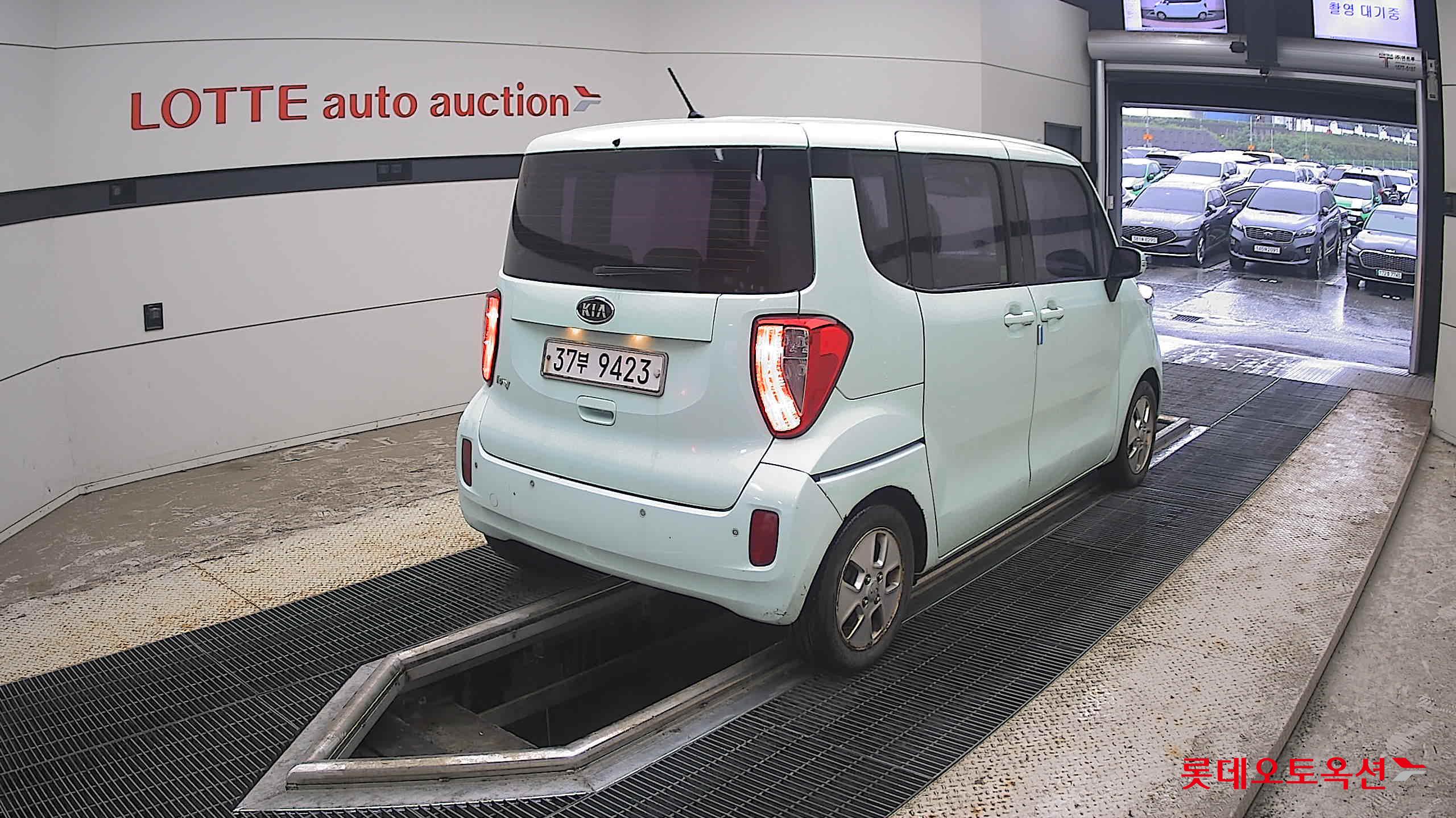 2012 - kia ray