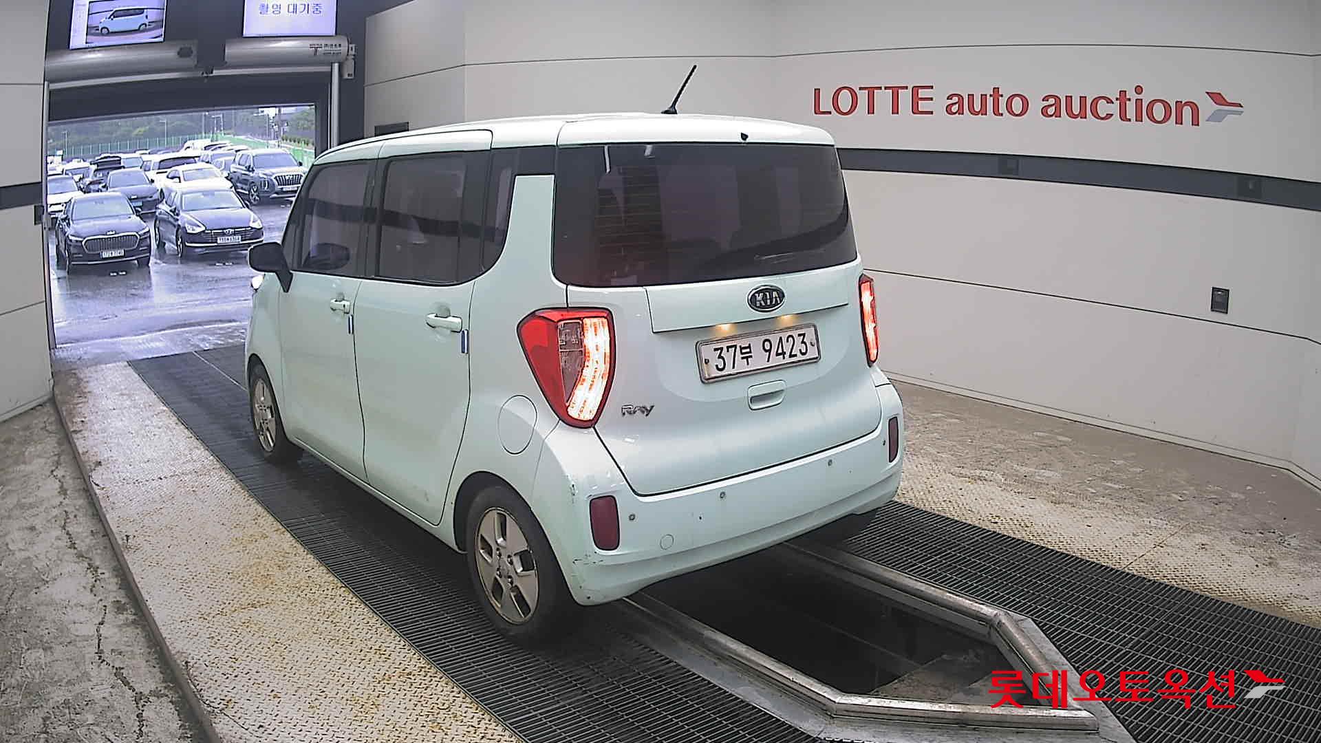 2012 - kia ray