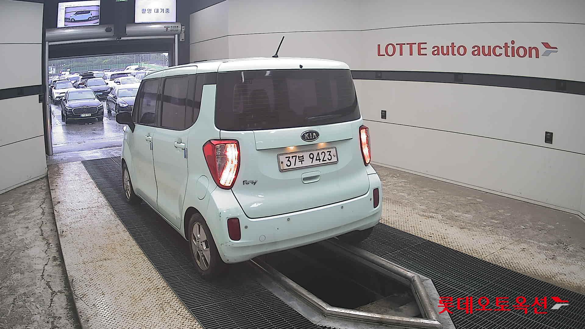 2012 - kia ray
