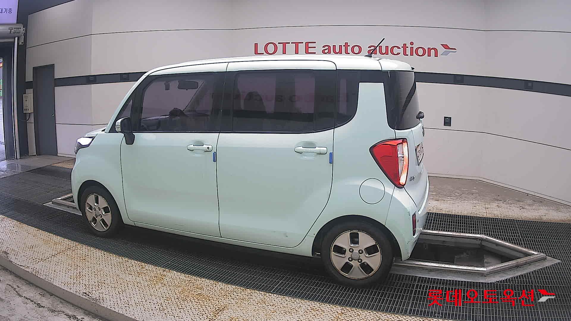 2012 - kia ray