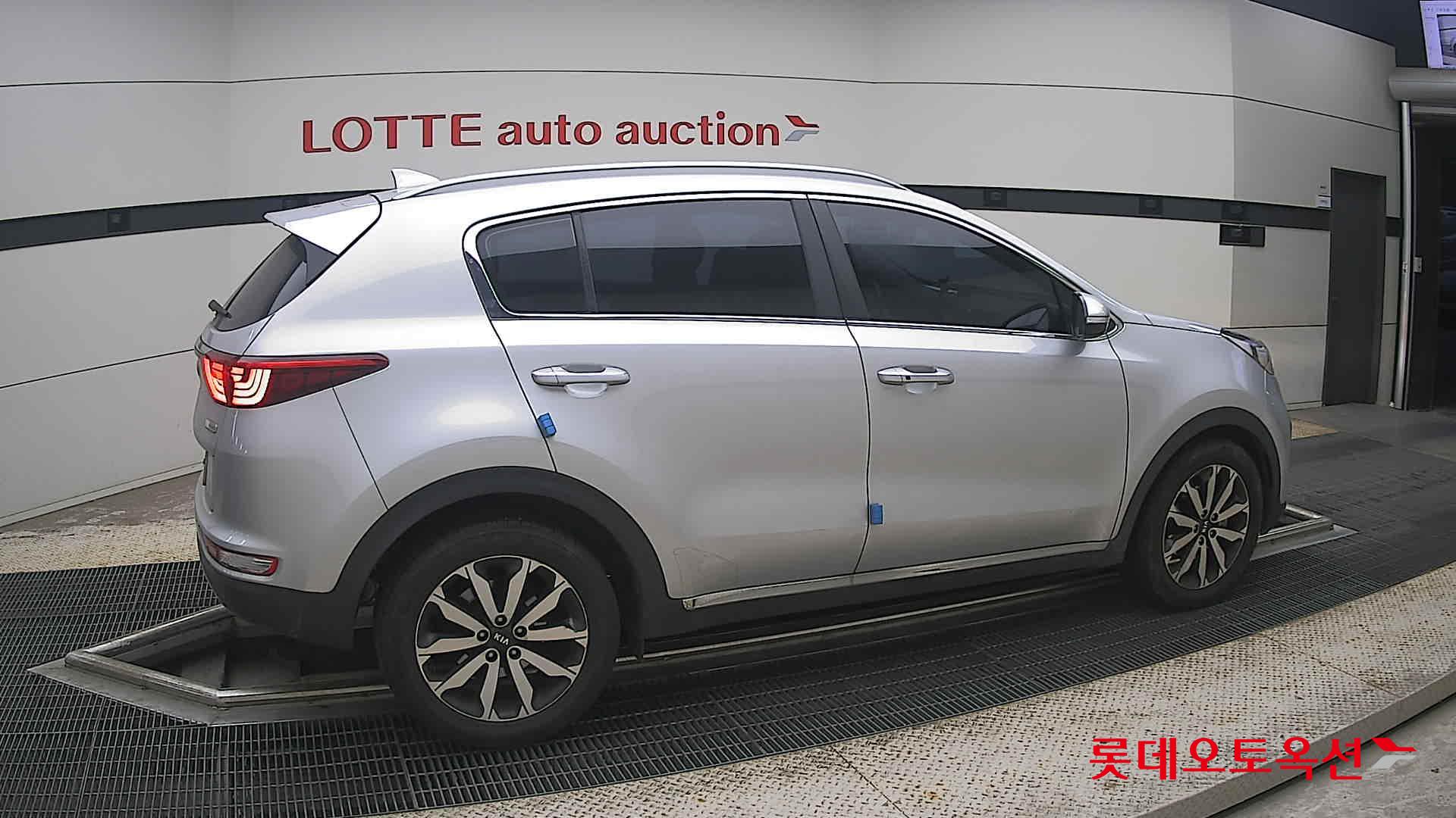 2016 - kia sportage
