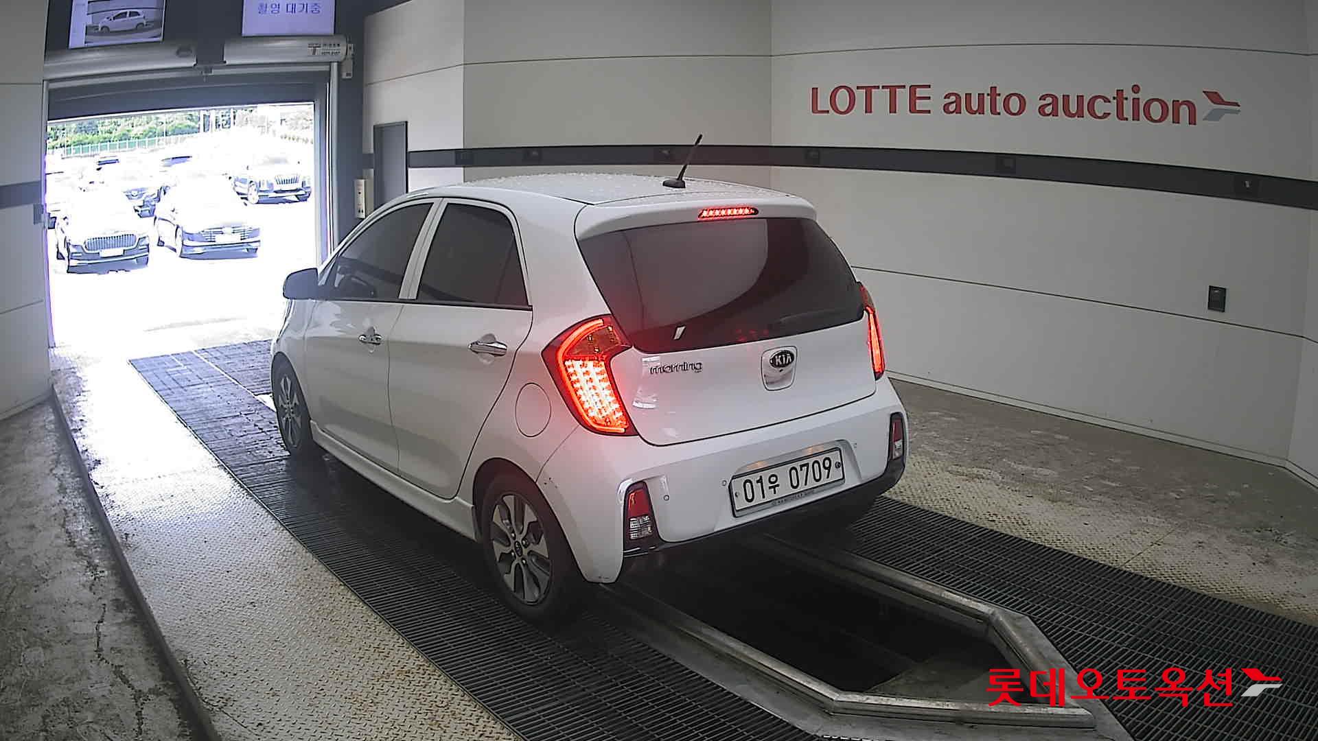2016 - kia morning