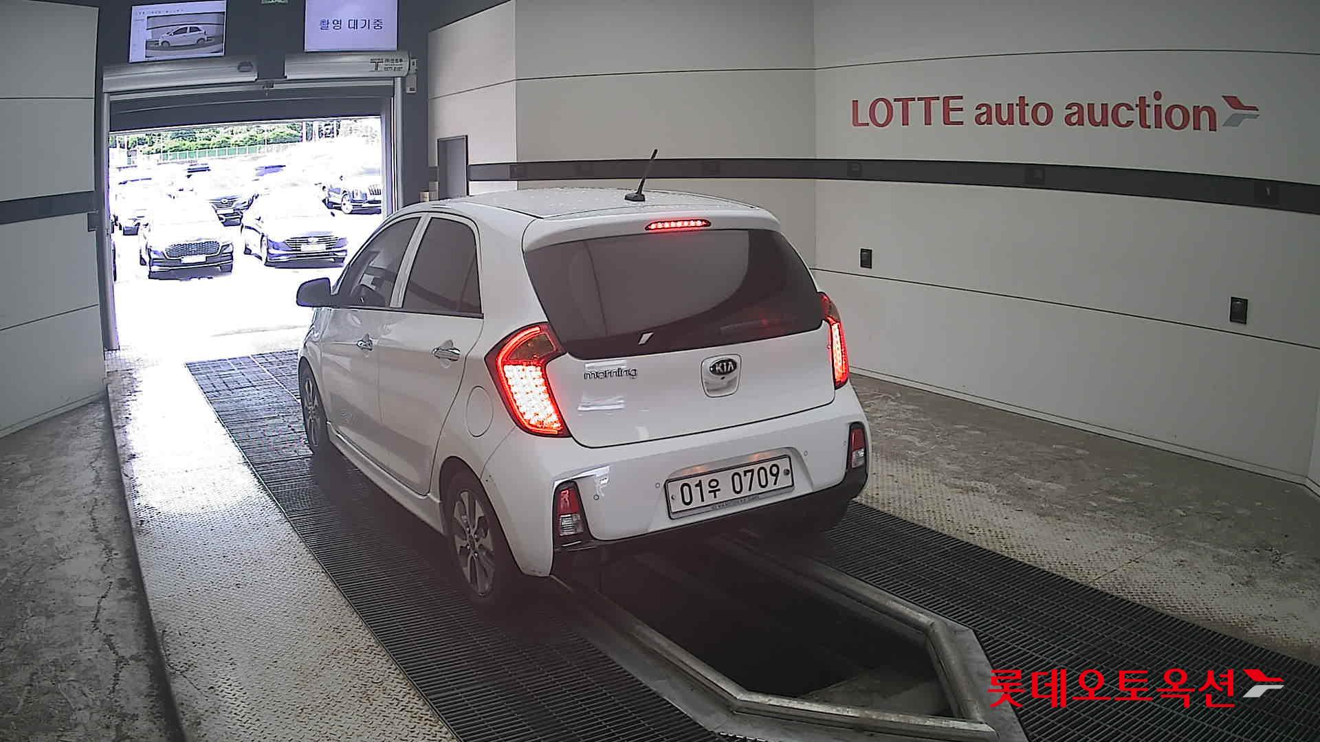 2016 - kia morning