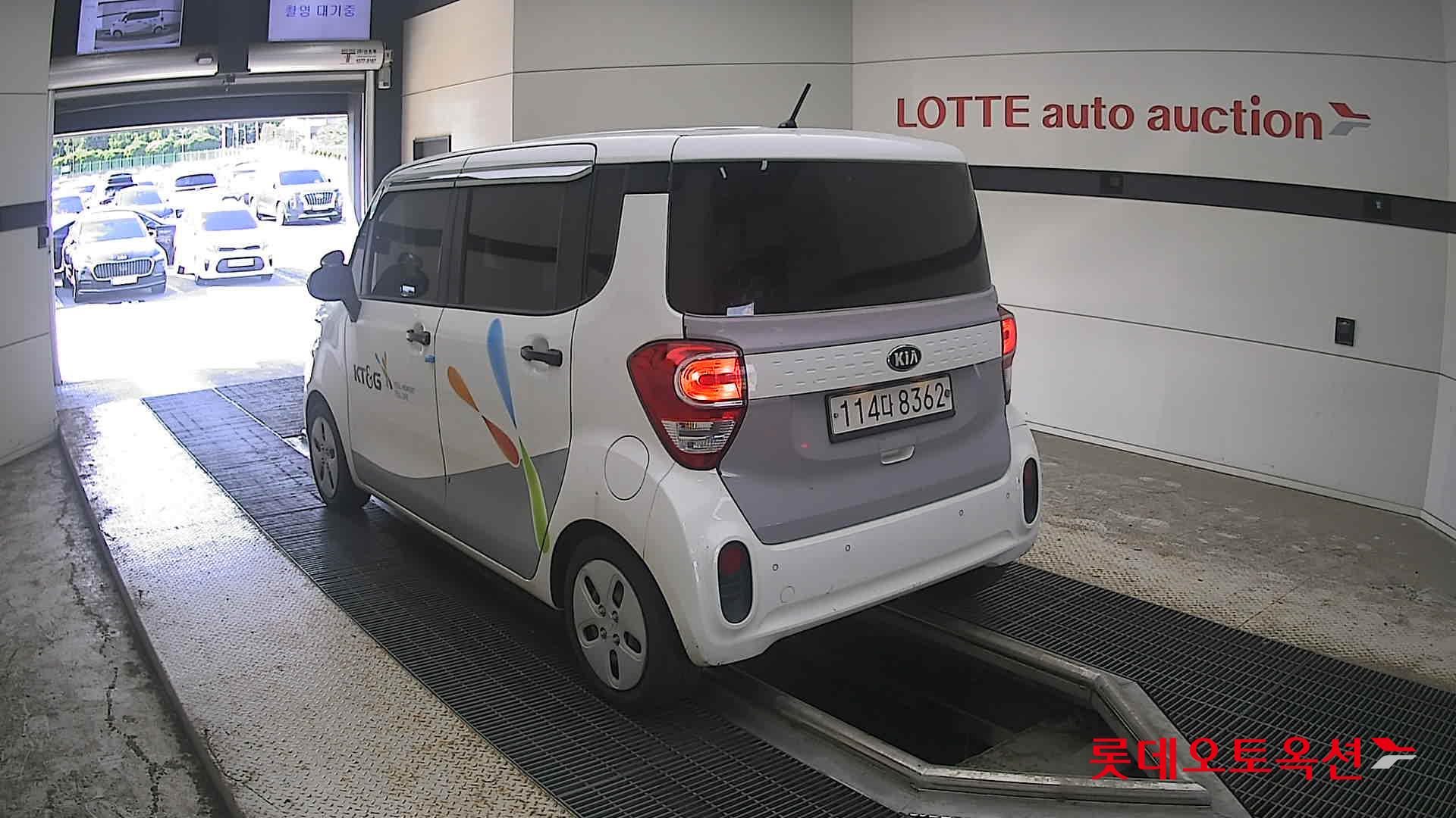 2020 - kia ray