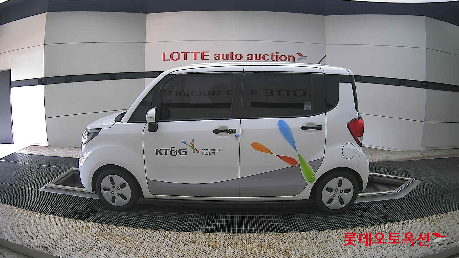 2020 - kia ray