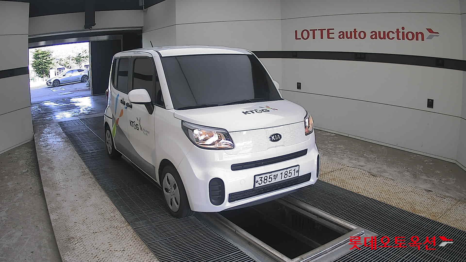 2020 - kia ray