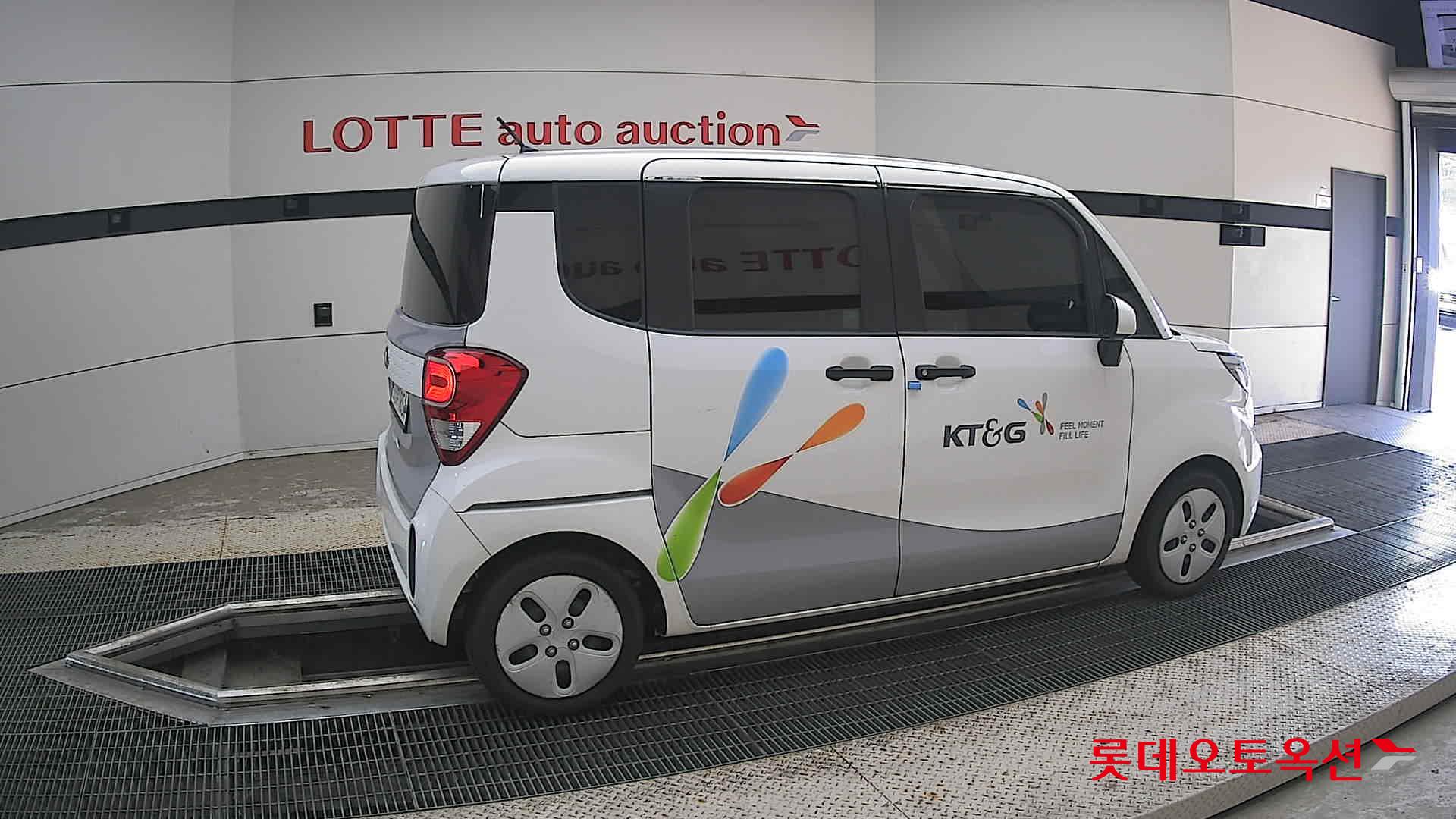 2020 - kia ray