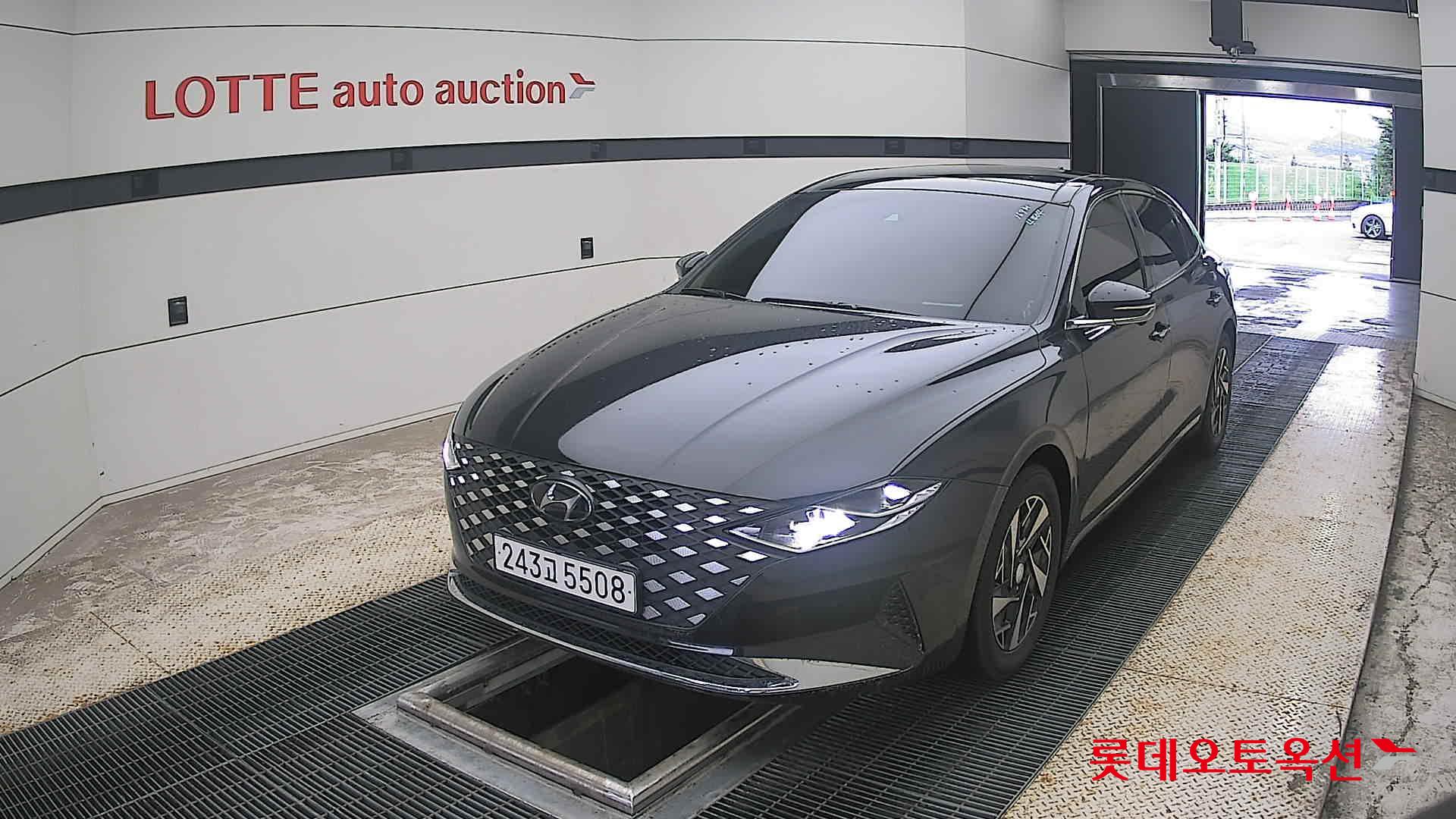 2022 - hyundai grandeur