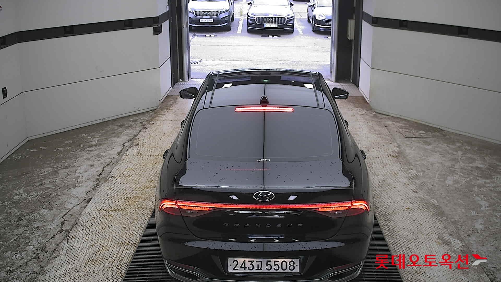 2022 - hyundai grandeur