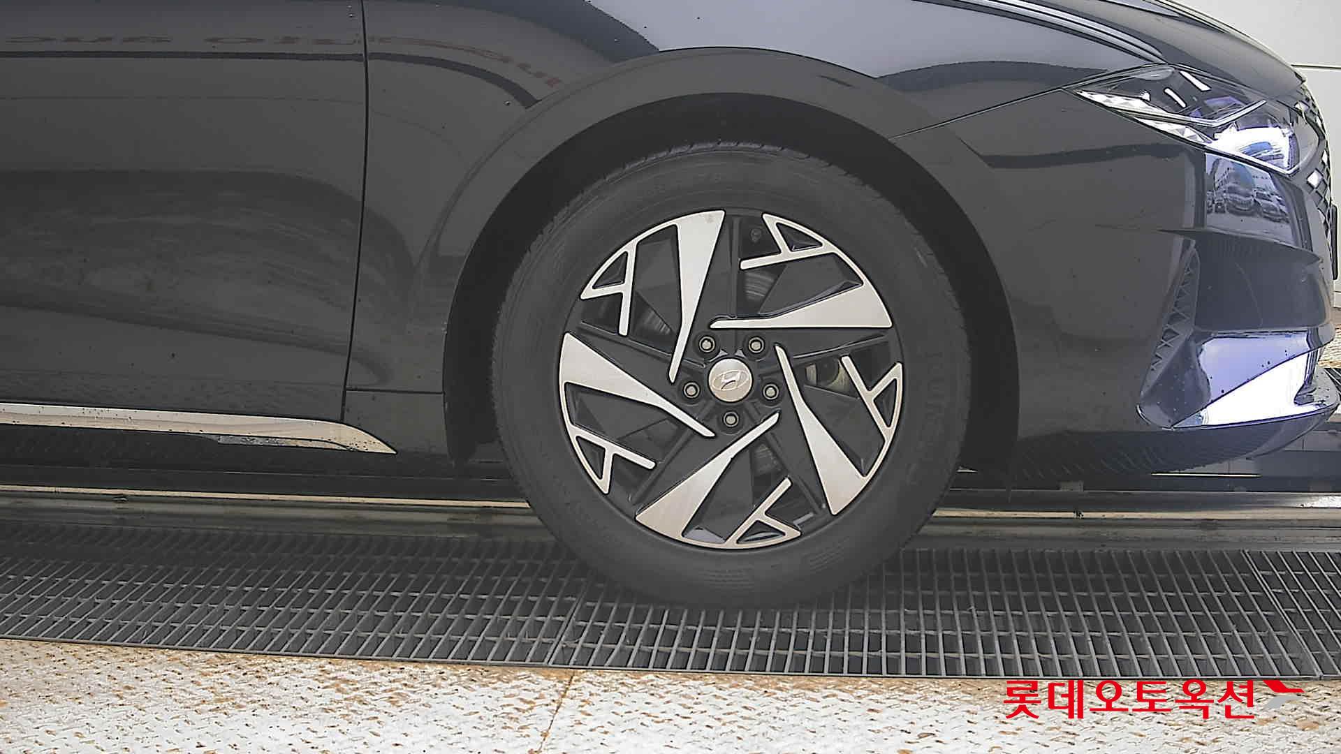 2022 - hyundai grandeur