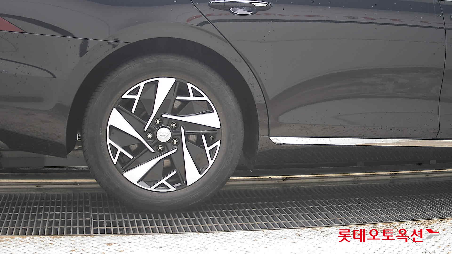 2022 - hyundai grandeur