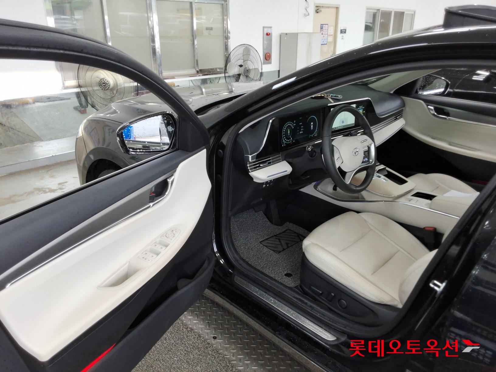 2022 - hyundai grandeur
