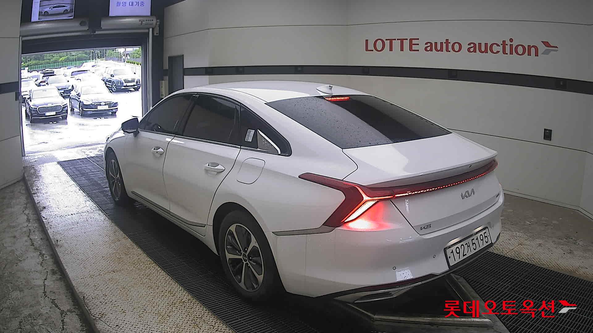 كيا K8 2022 — صورة 10