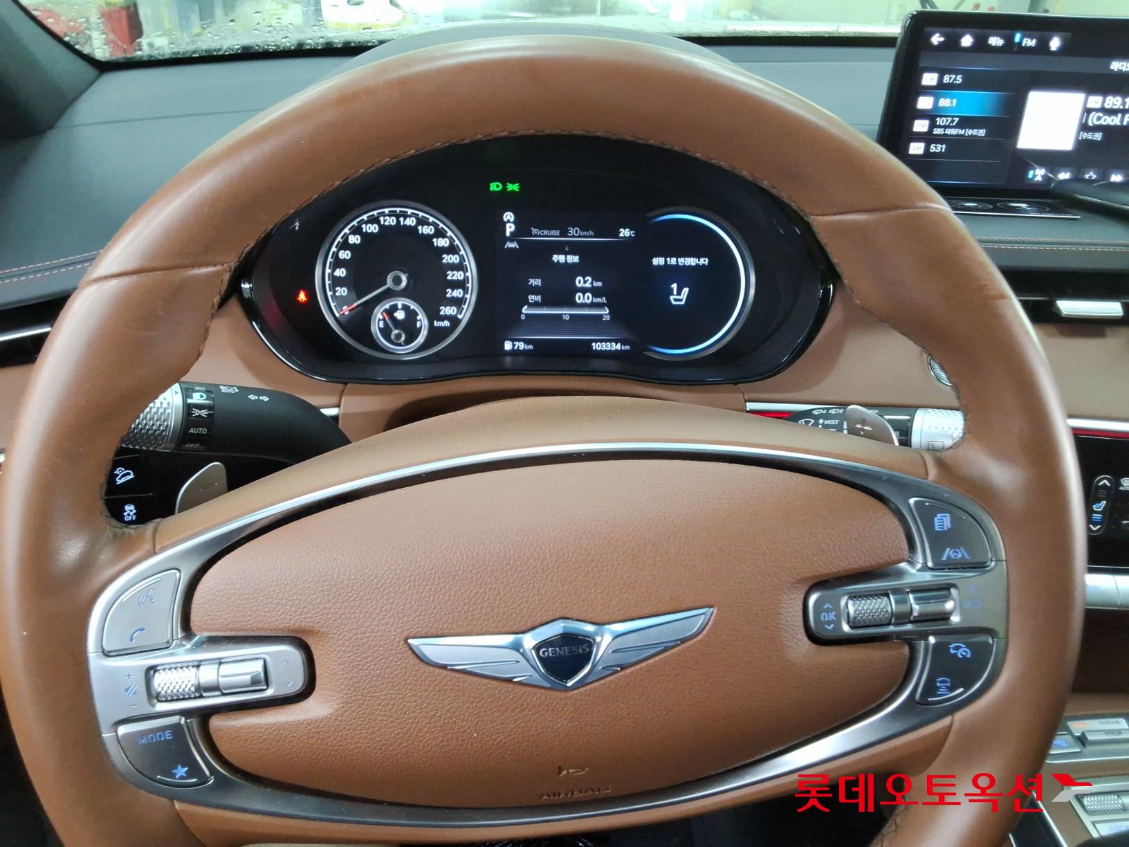2021 - genesis gv70