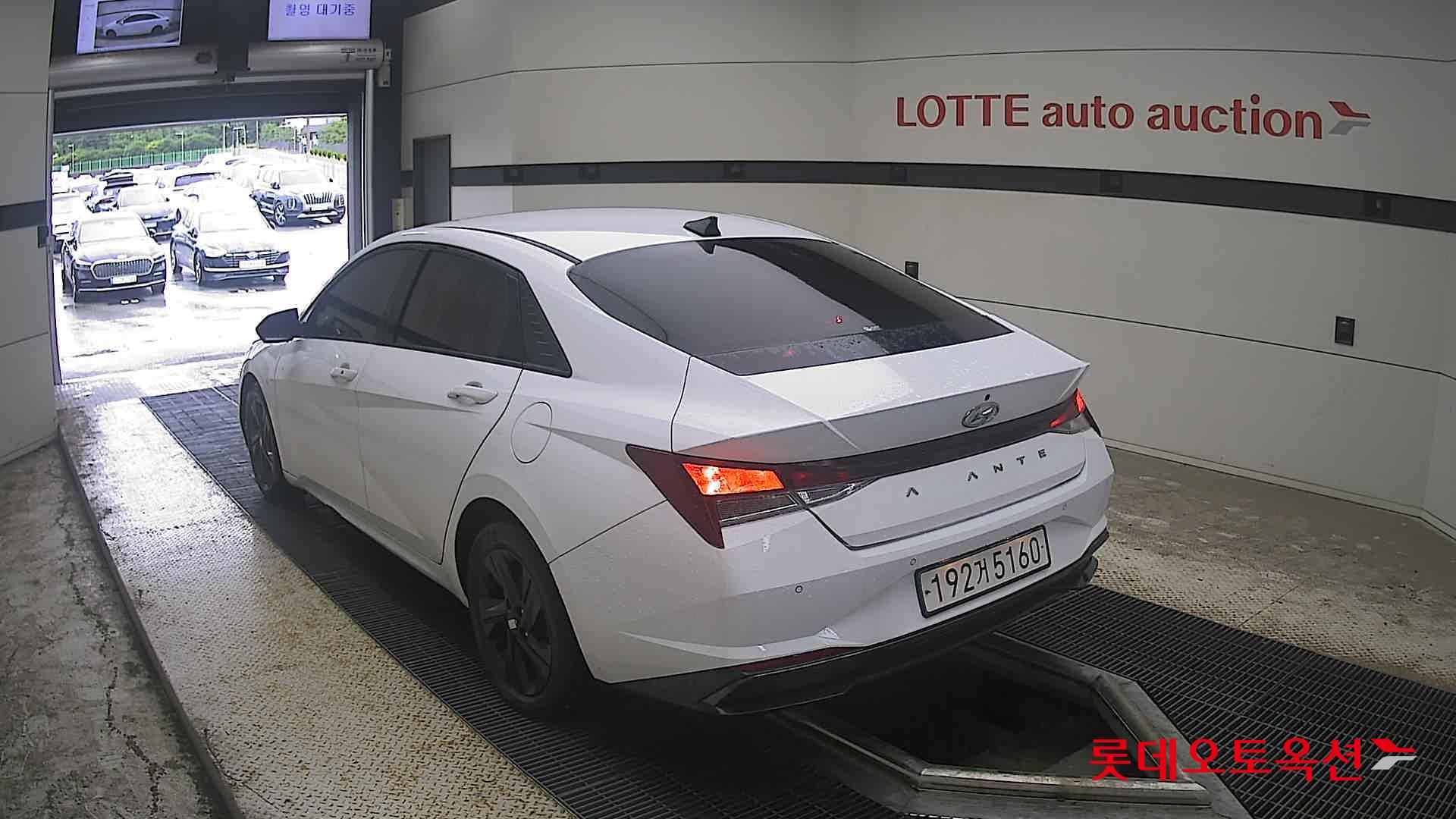2021 - hyundai avante